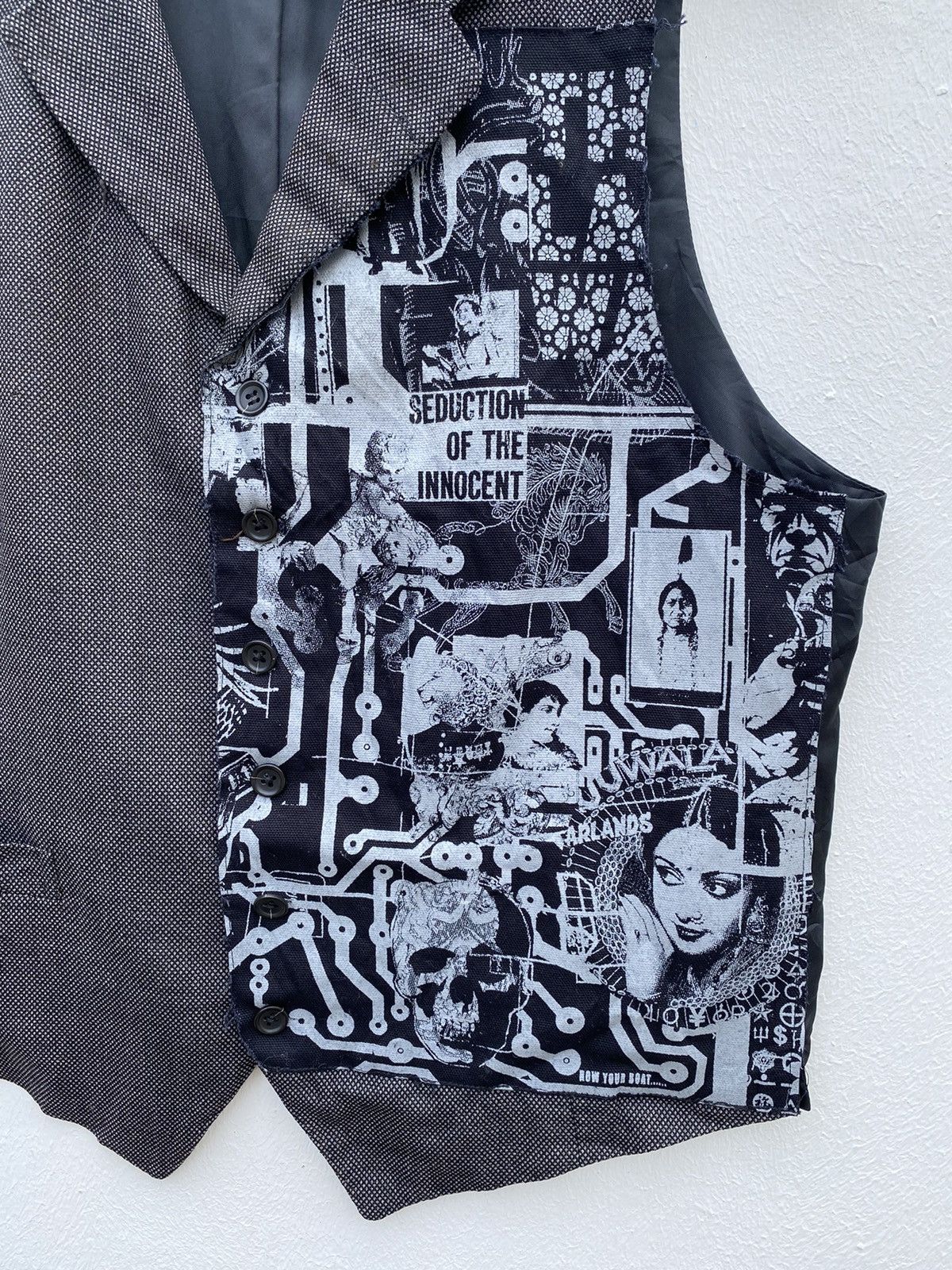 Japanese Brand RARE ROLLANDBERRY PUNK STYLE ART DESIGN VEST Size US M / EU 48-50 / 2 - 6 Thumbnail