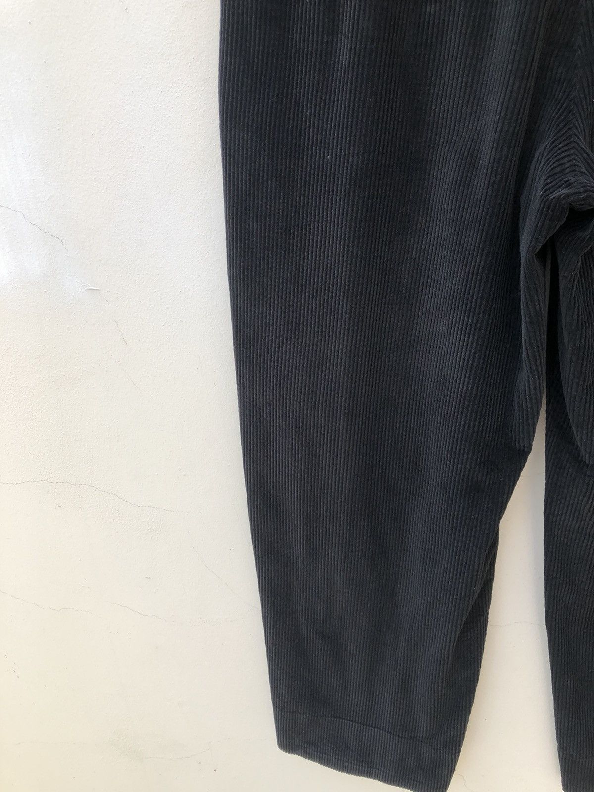 Versace Vintage Gianni Versace Couture Italy Black Corduroy Trouser Size US 34 / EU 50 - 14 Thumbnail
