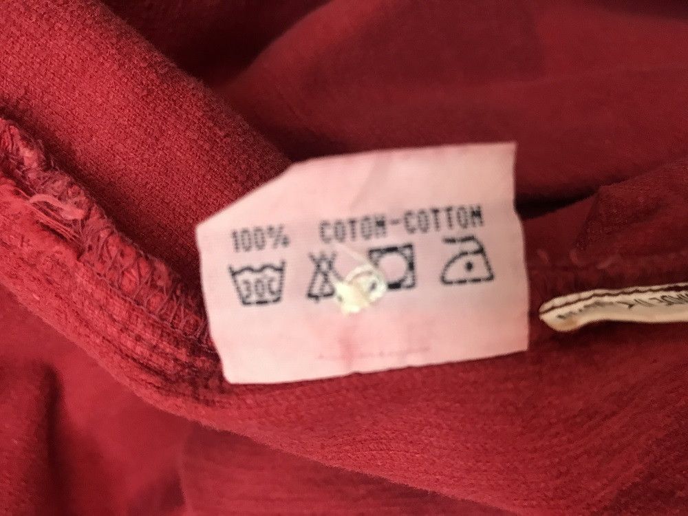 Chevignon Vintage Chevignon Sport The Athletic Issue Corduroy PullOver Size US L / EU 52-54 / 3 - 12 Thumbnail