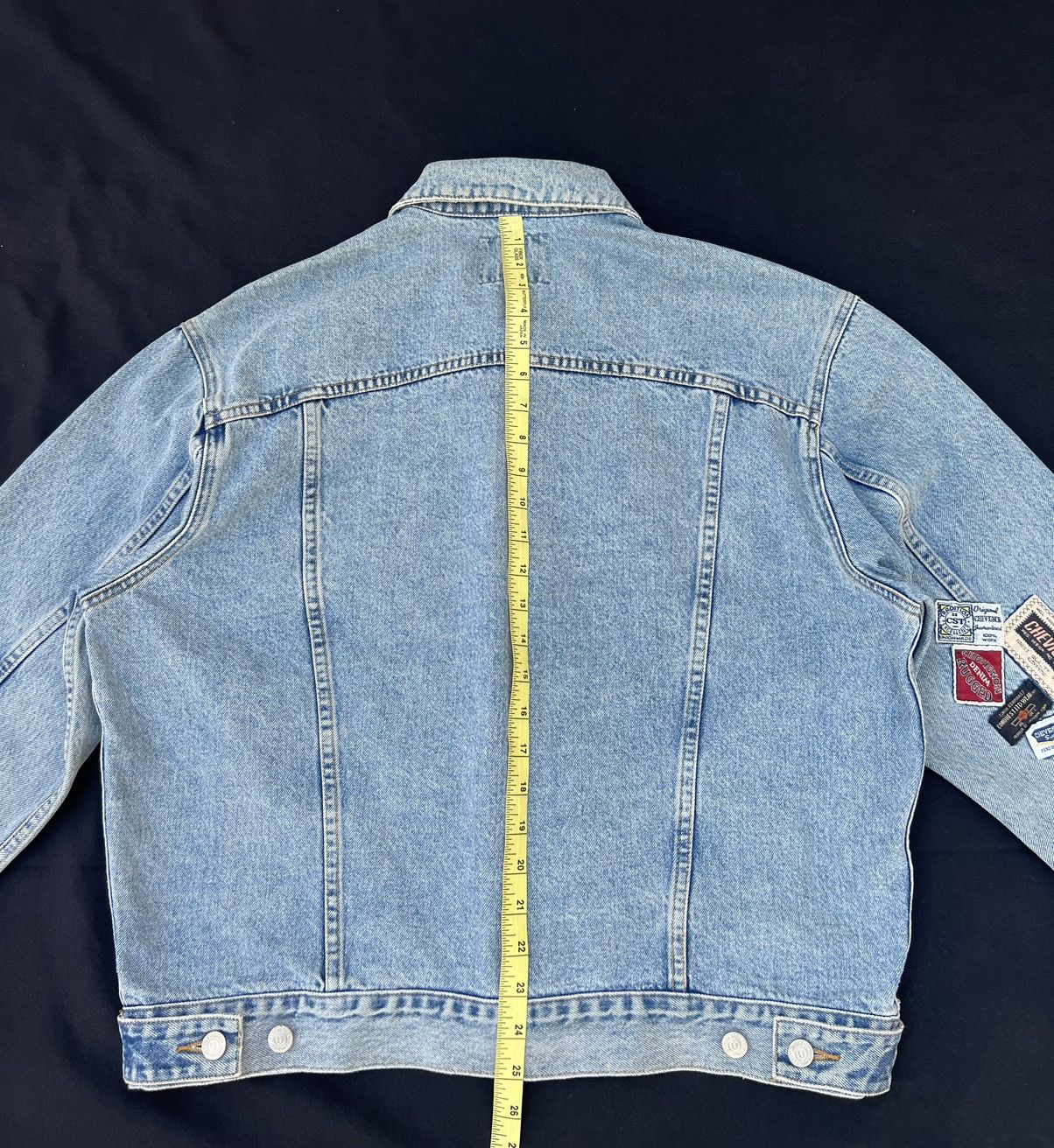 Chevignon Vintage Chevignon Paris All Over Patches Denim Trucker Size US XL / EU 56 / 4 - 5 Thumbnail