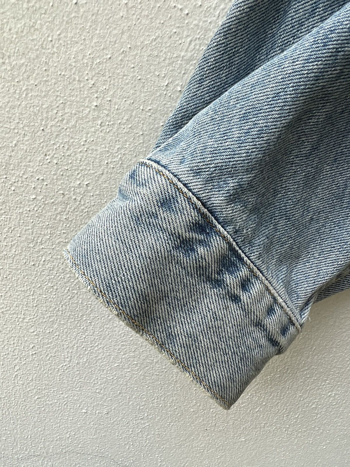 Chevignon Vintage Chevignon Paris All Over Patches Denim Trucker Size US XL / EU 56 / 4 - 13 Thumbnail