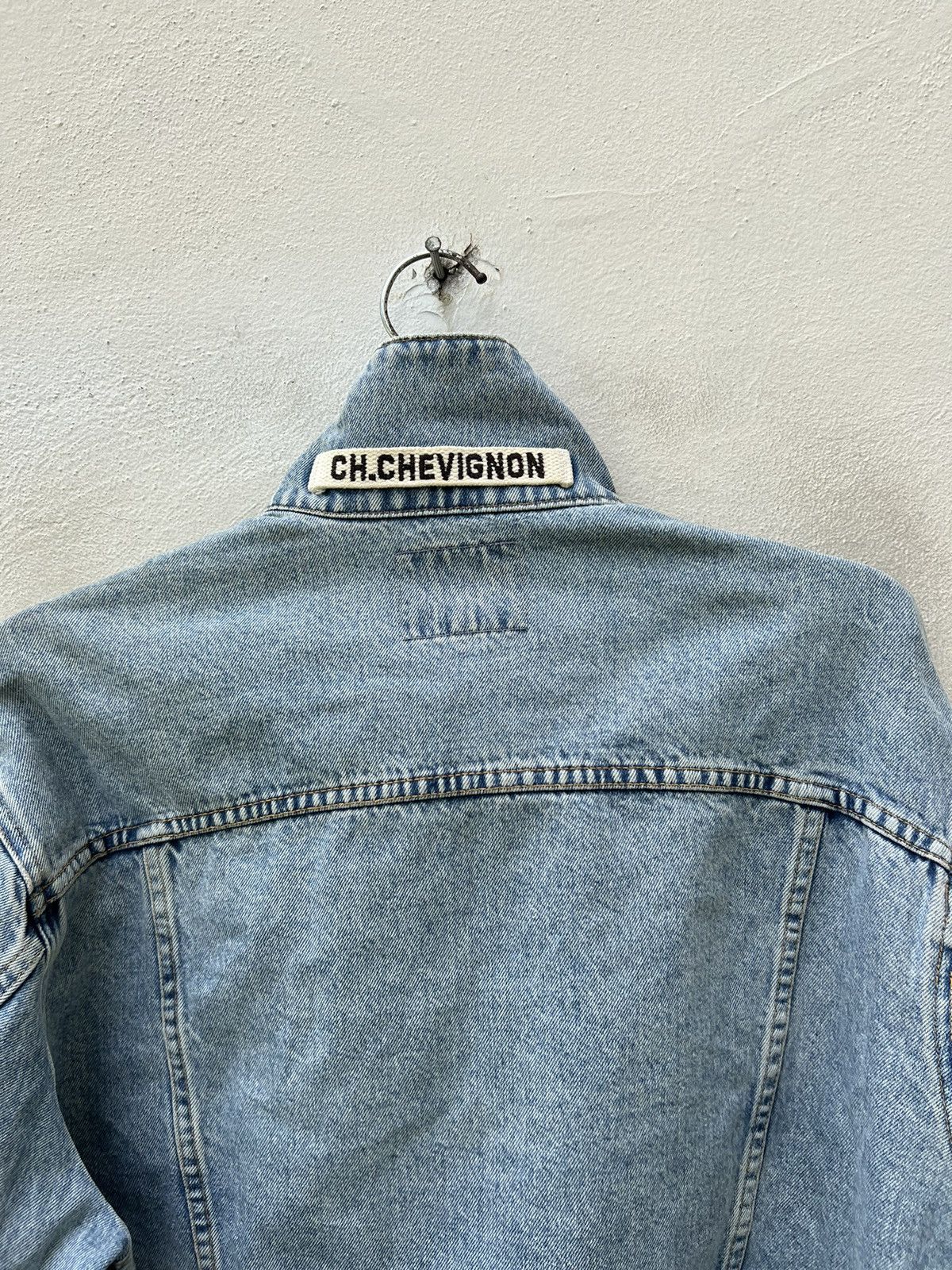 Chevignon Vintage Chevignon Paris All Over Patches Denim Trucker Size US XL / EU 56 / 4 - 16 Thumbnail