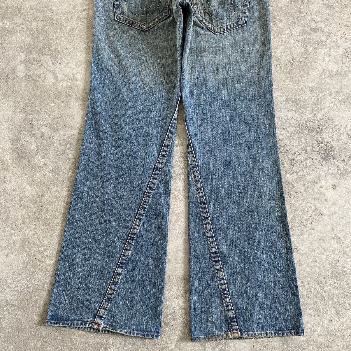 Vintage True Religion Spiral Cut Ripped Flared Denin Jeans