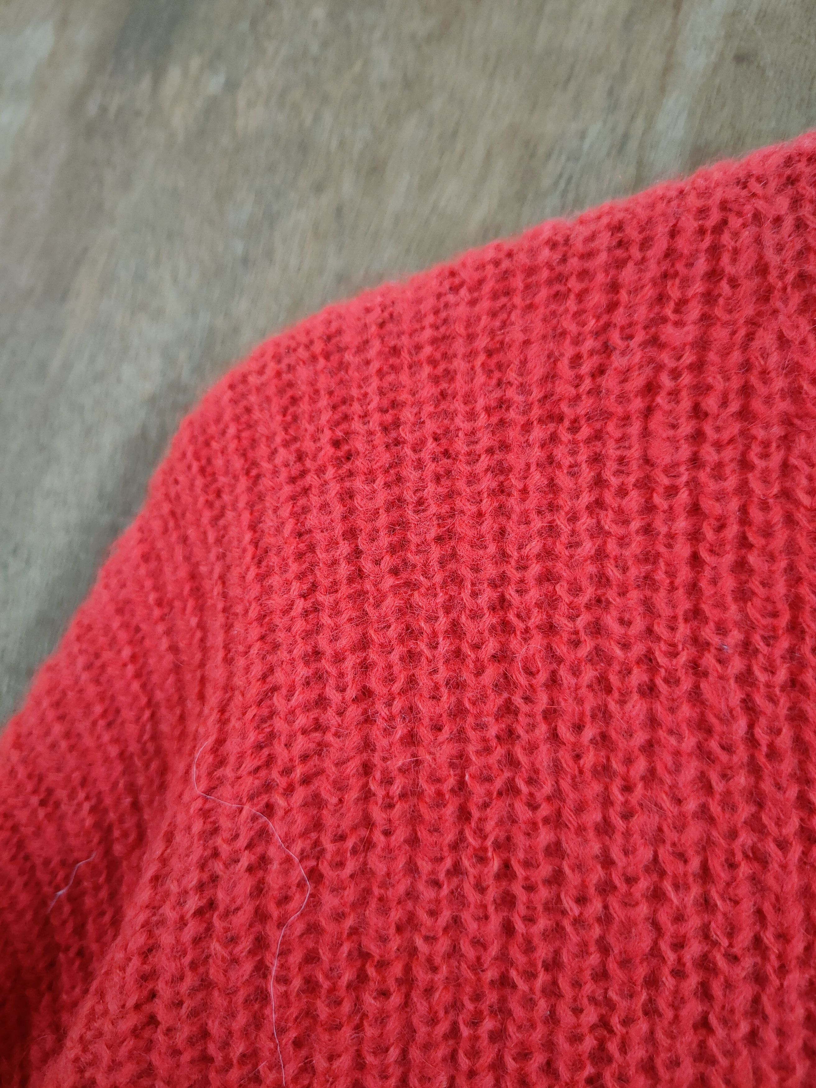 Japanese Brand D Qtume red knitwear sweatshirt made in japan #46-940 Size US M / EU 48-50 / 2 - 6 Thumbnail
