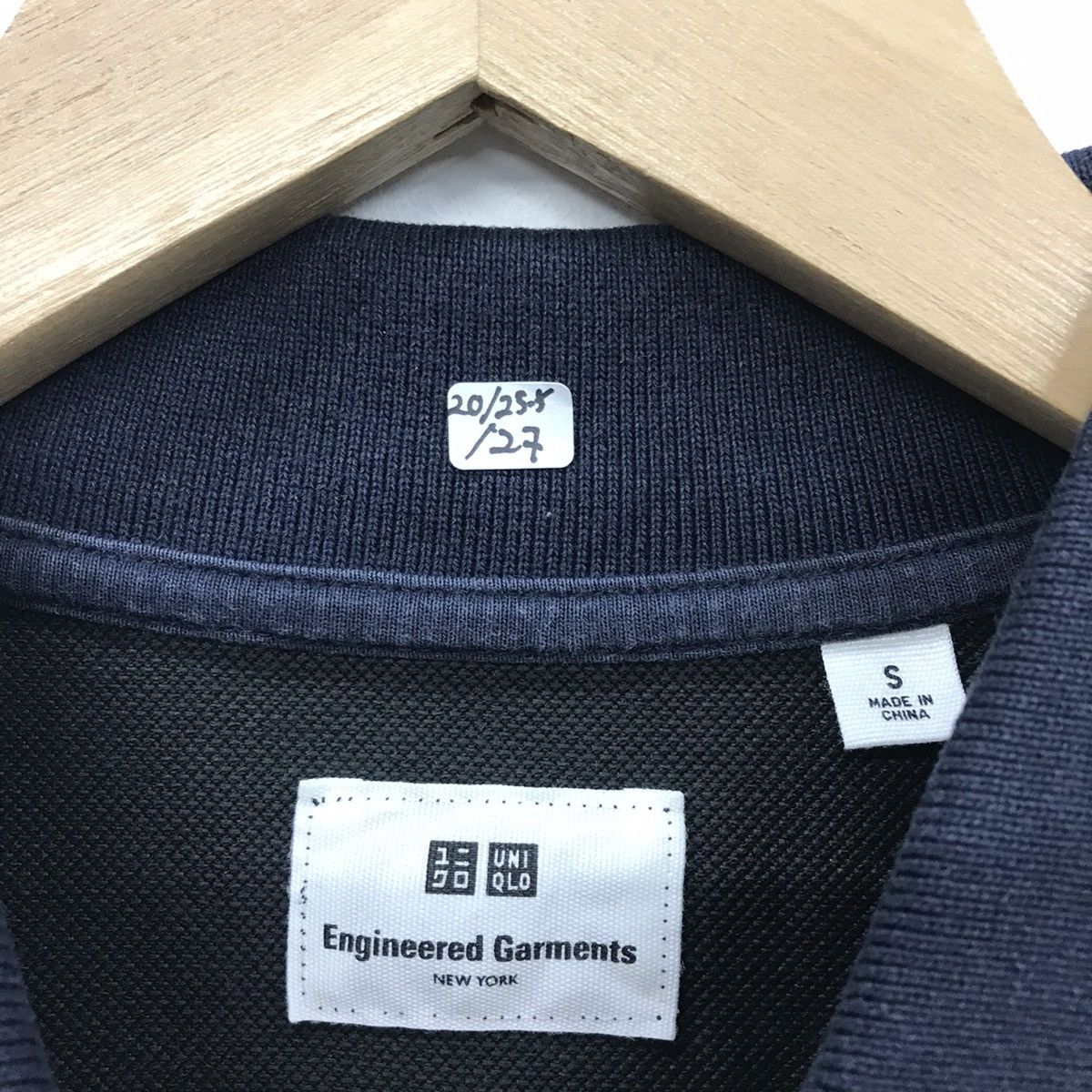 Engineered Garments × Japanese Brand × Uniqlo *Rare!! Uniqlo X Engineered Garments Polo Tee Size US S / EU 44-46 / 1 - 13 Thumbnail