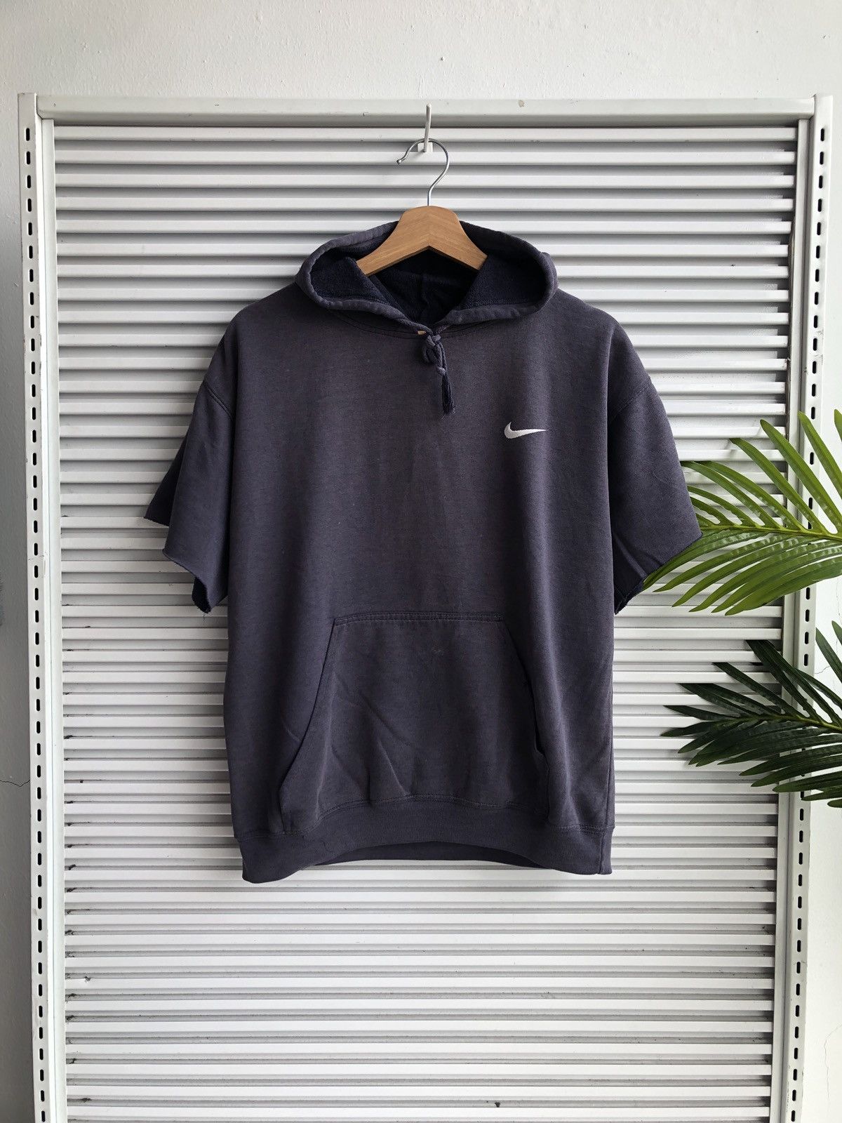 Nike × Vintage Vintage Nike Swoosh Distressed Travis Flacko Scott Hoodies Size US M / EU 48-50 / 2 - 3 Thumbnail