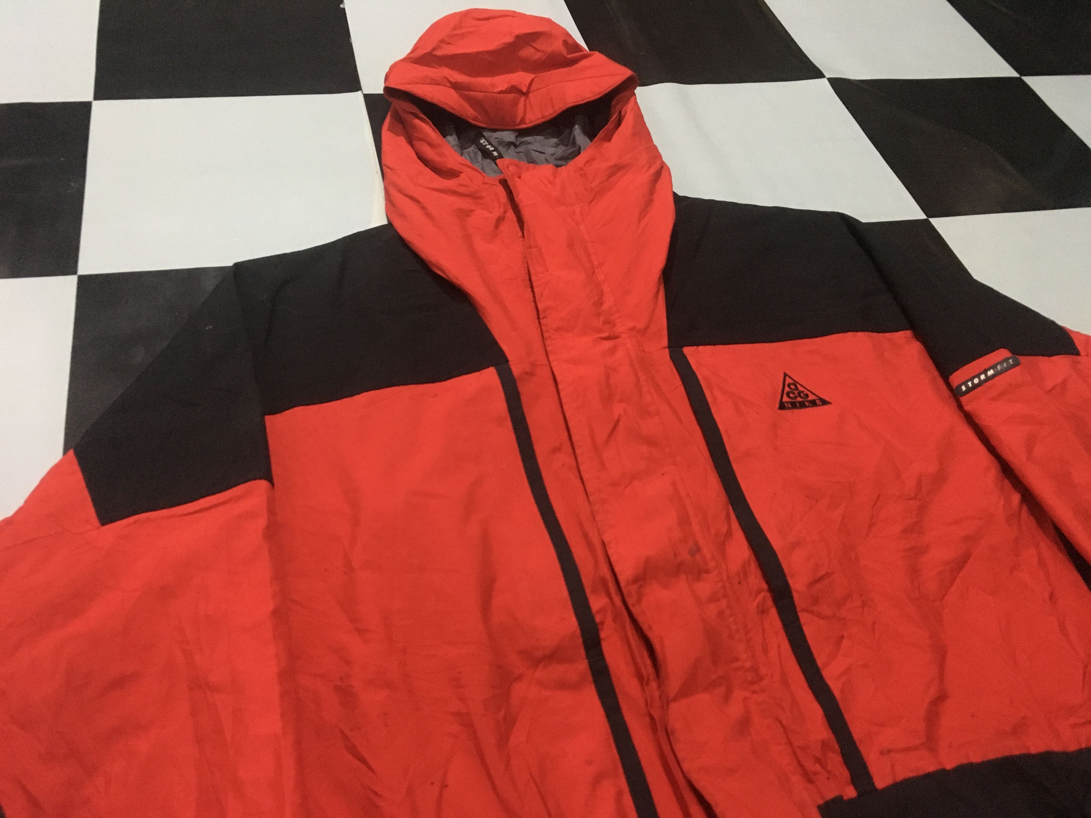 Nike ACG Vintage Nike ACG jacket hooded windbreaker Storm fit Size US L / EU 52-54 / 3 - 1 Thumbnail