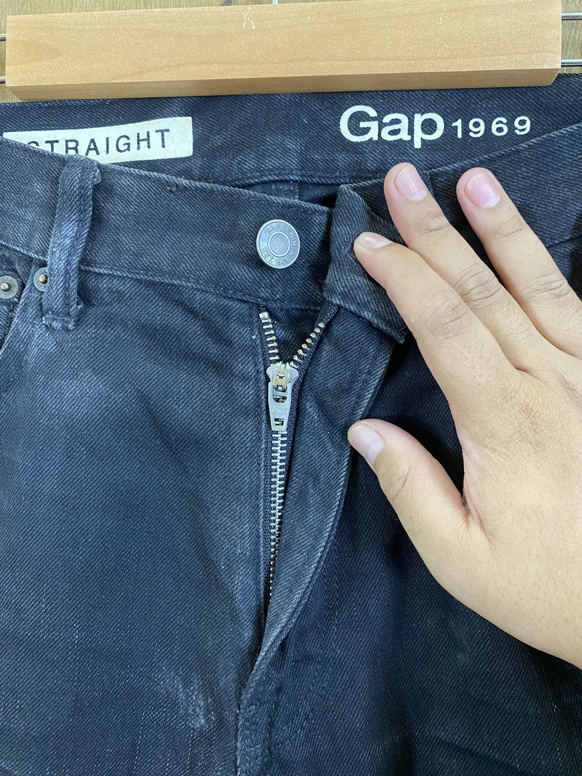 Gap DLS Gap Black distressed Denim vintage Pants #BB532 Size US 31 - 18 Thumbnail