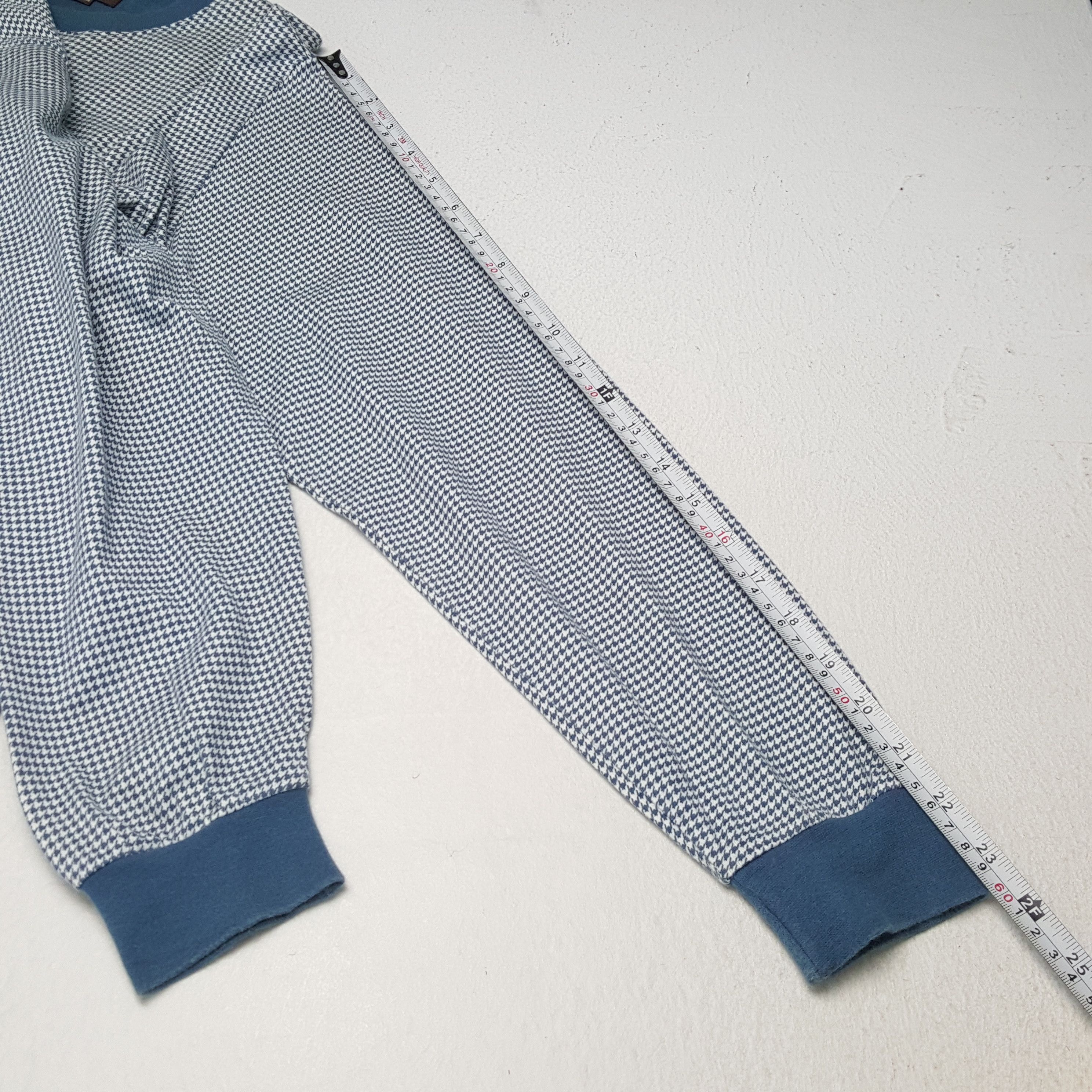 Celine × Vintage CELINE Italian Brand Long Sleeve Pocket Tshirt Size US M / EU 48-50 / 2 - 6 Thumbnail
