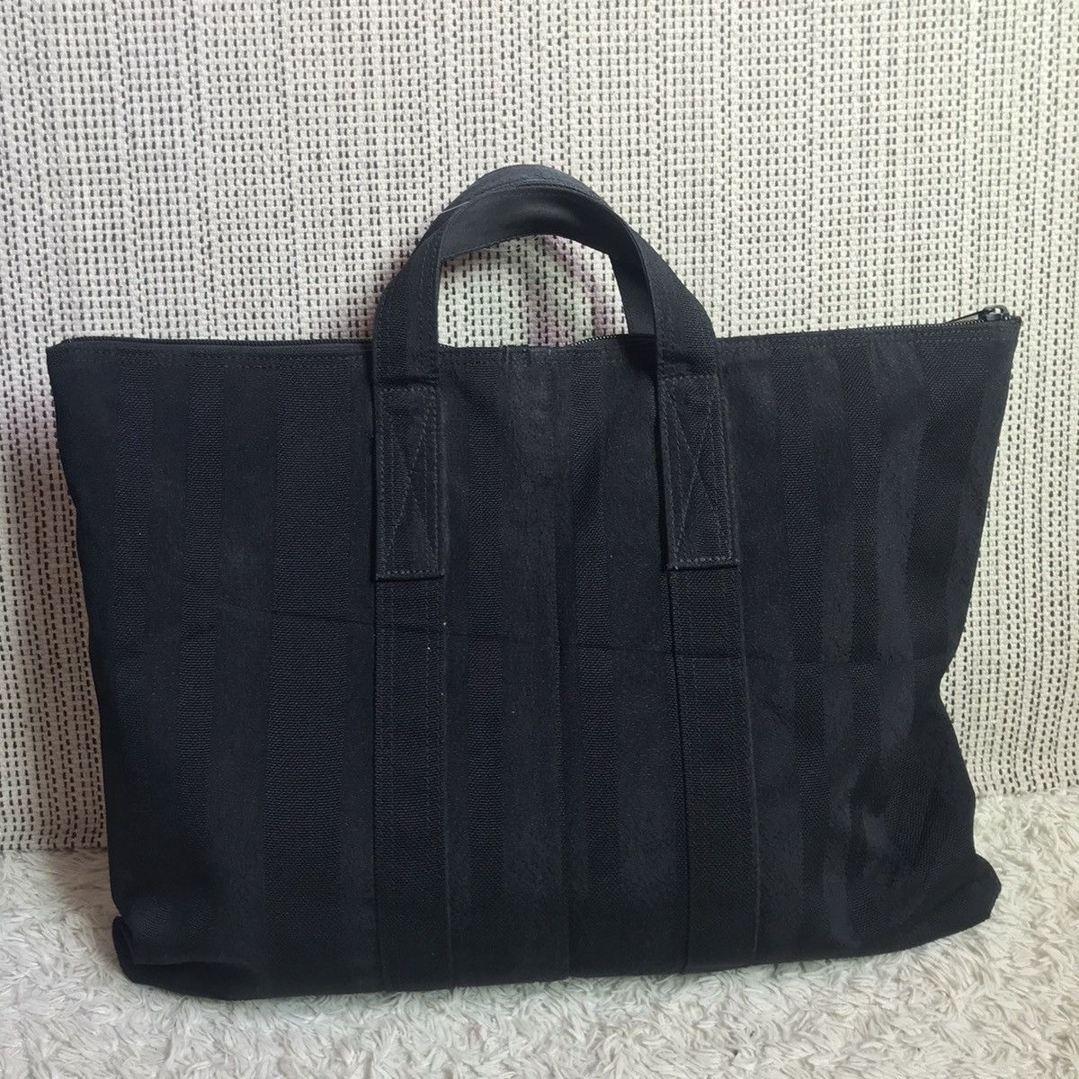 Porter ‼️VINTAGE PORTER MESSEGGER THE 70thANNIVERSARY NICE CONDITION Size ONE SIZE - 6 Thumbnail