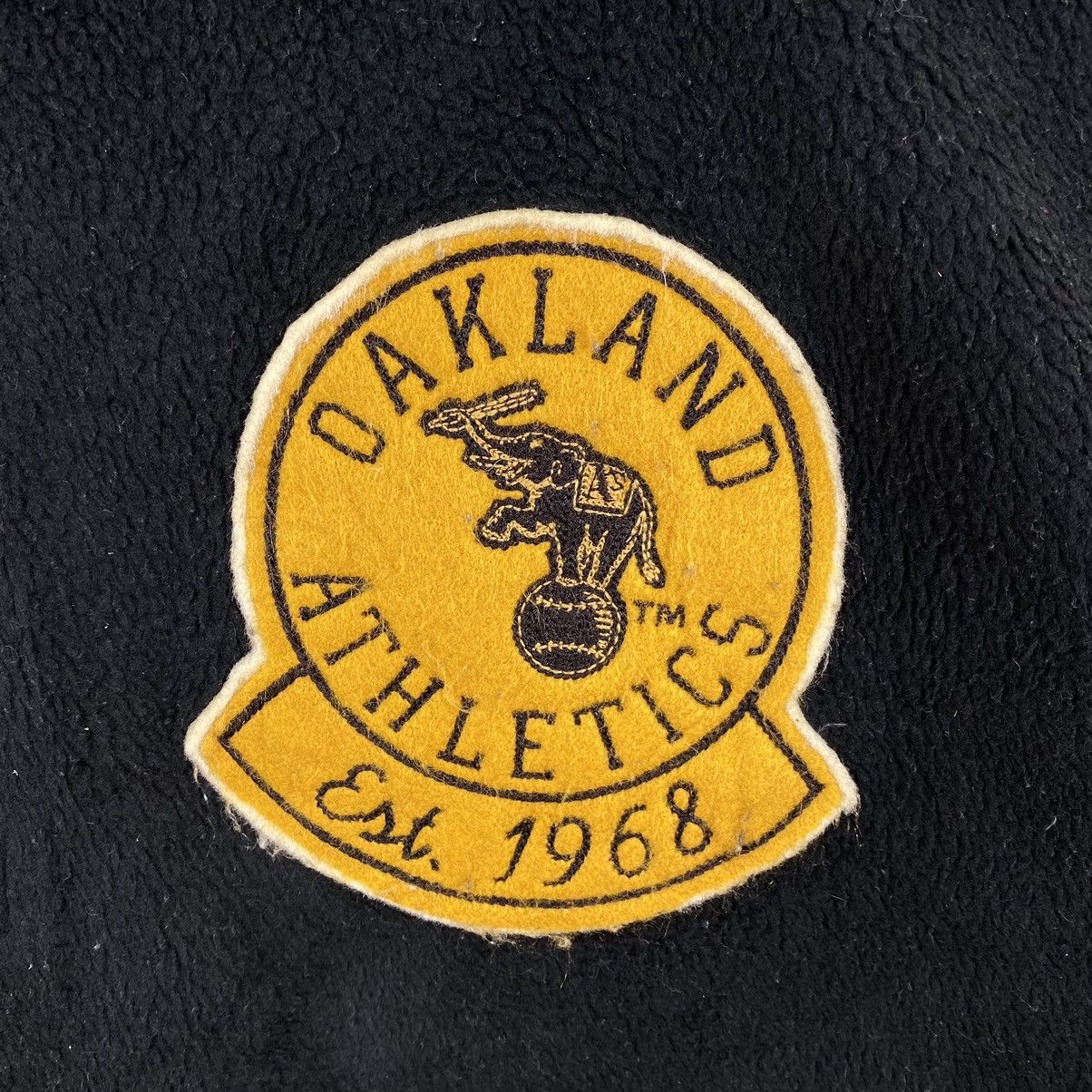 Vintage MAJOR LEAGUE BASEBALL Oakland Athletics Est 1968 Retro Sherp Size US XL / EU 56 / 4 - 7 Thumbnail