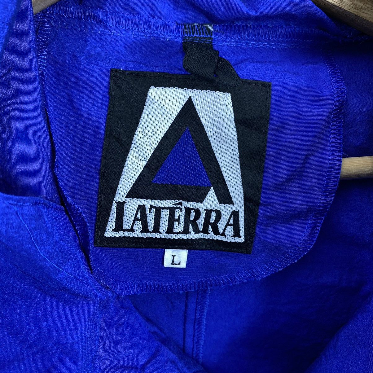 Vintage Vintage LATERRA Japanese Brand Embroid Logo Hooded Jacket Size US L / EU 52-54 / 3 - 5 Thumbnail