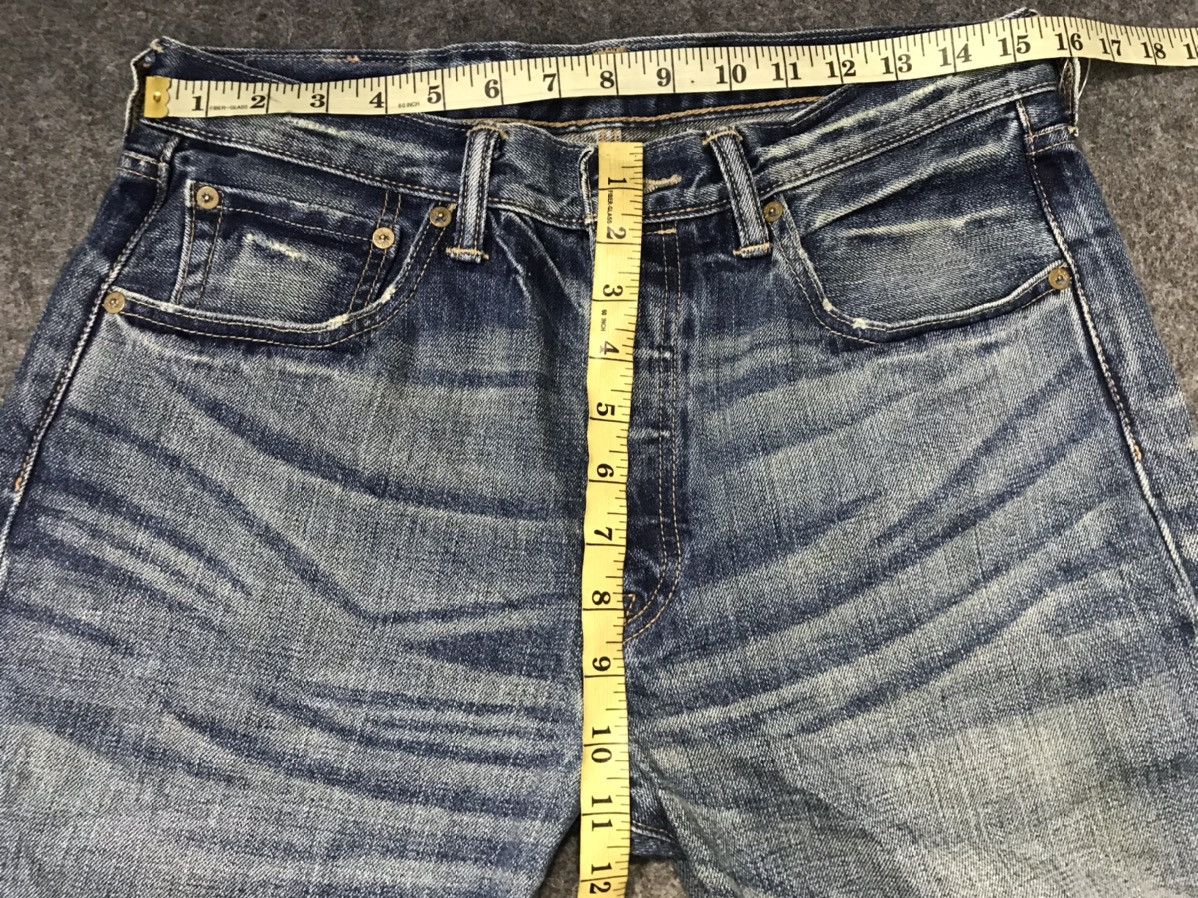 Levi's Distressed Levi's Strauss 501 Button Fly Jeans Fits Size 31 Size US 31 - 12 Thumbnail