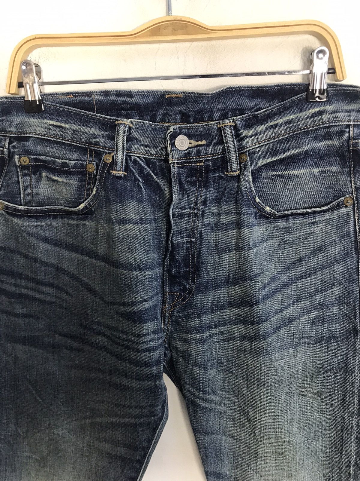 Levi's Distressed Levi's Strauss 501 Button Fly Jeans Fits Size 31 Size US 31 - 3 Thumbnail