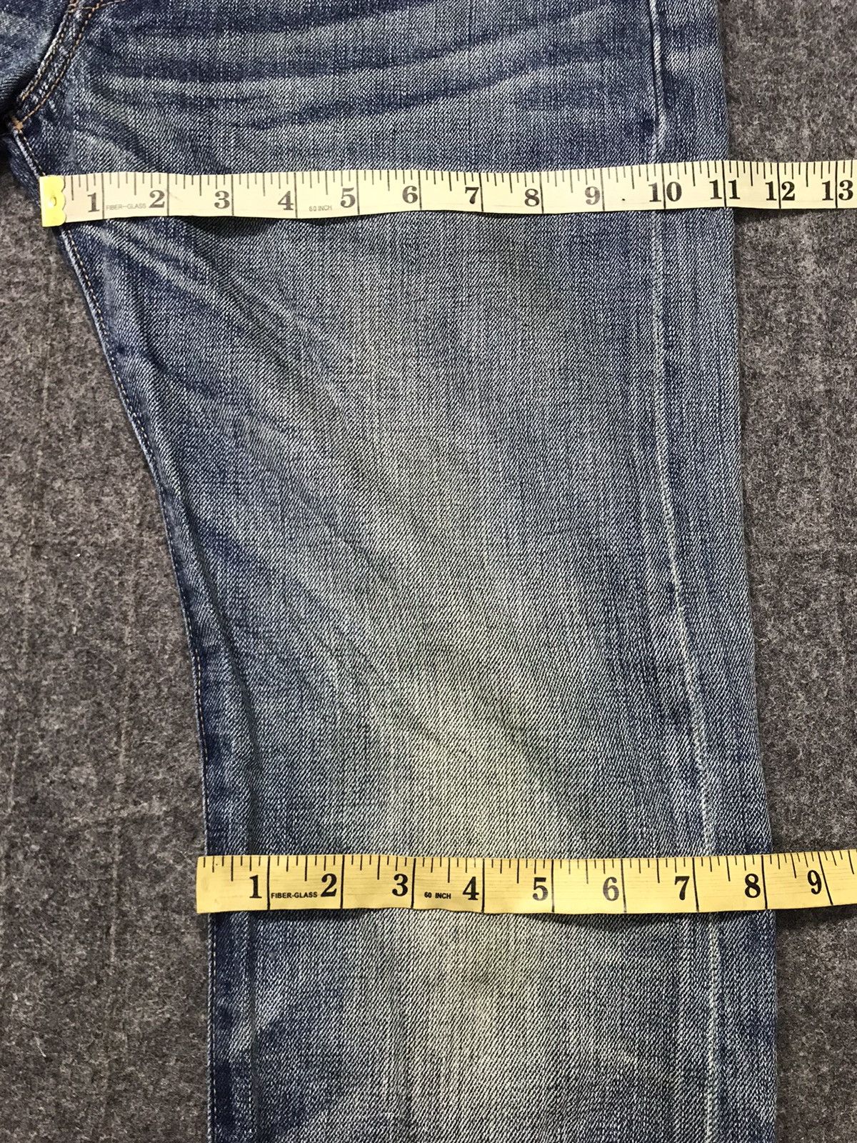 Levi's Distressed Levi's Strauss 501 Button Fly Jeans Fits Size 31 Size US 31 - 14 Thumbnail