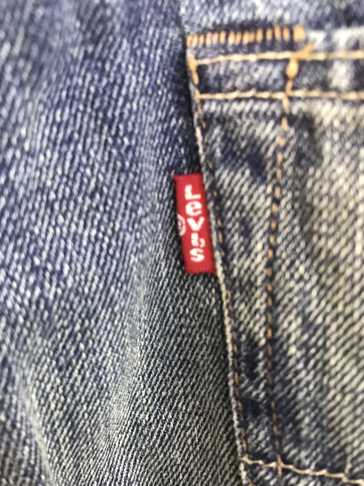 Levi's Distressed Levi's Strauss 501 Button Fly Jeans Fits Size 31 Size US 31 - 8 Thumbnail