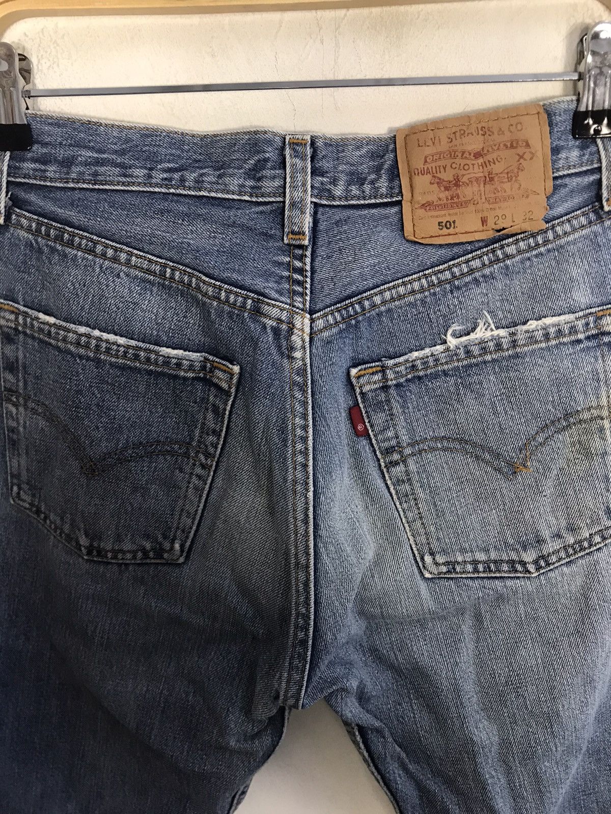 Distressed Faded Levi's Strauss 501 Button Fly Jeans Size 27