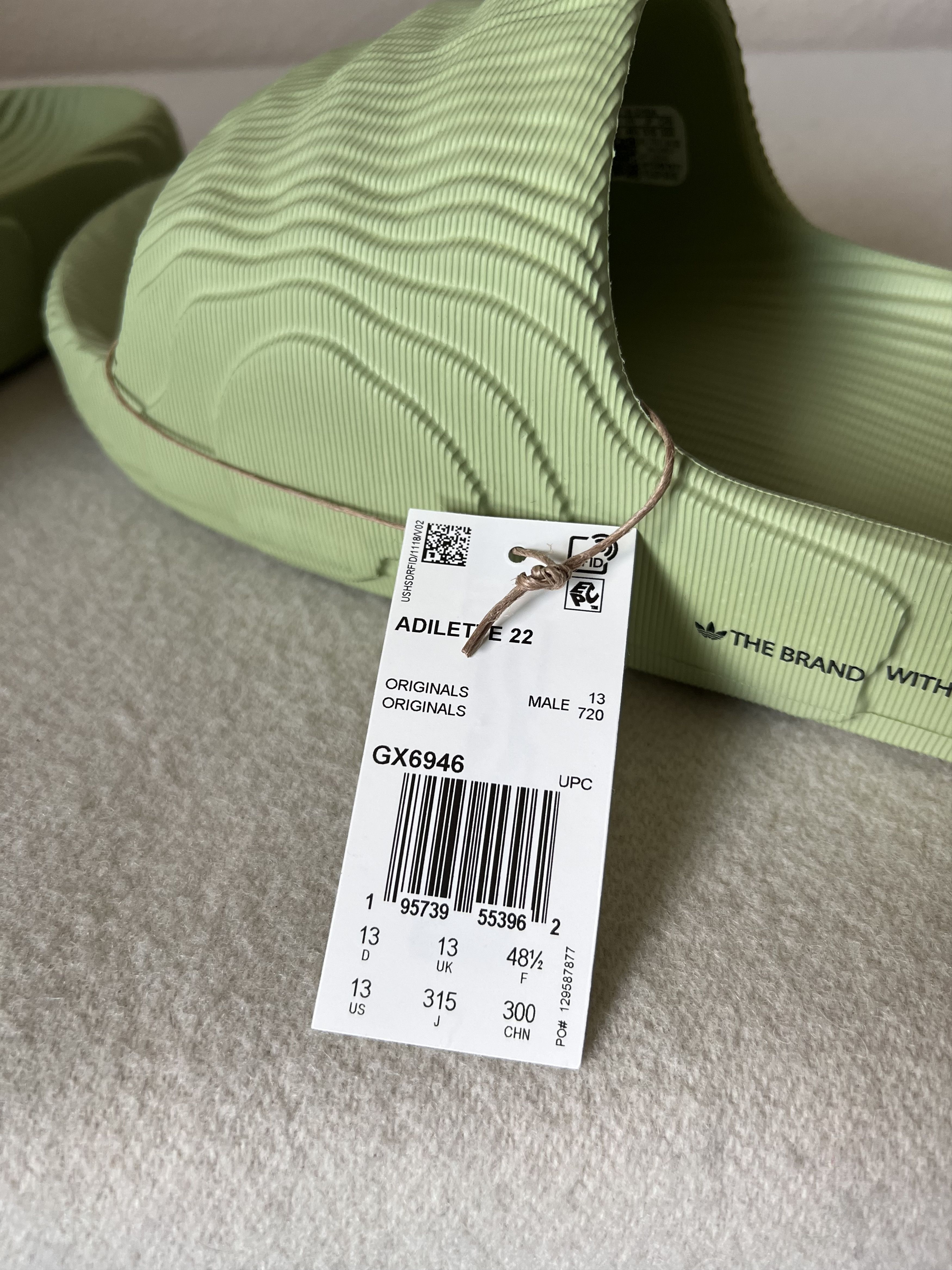 Adidas Adidas Adilette 22 in Magic Lime Size US 13 / EU 46 - 6 Thumbnail