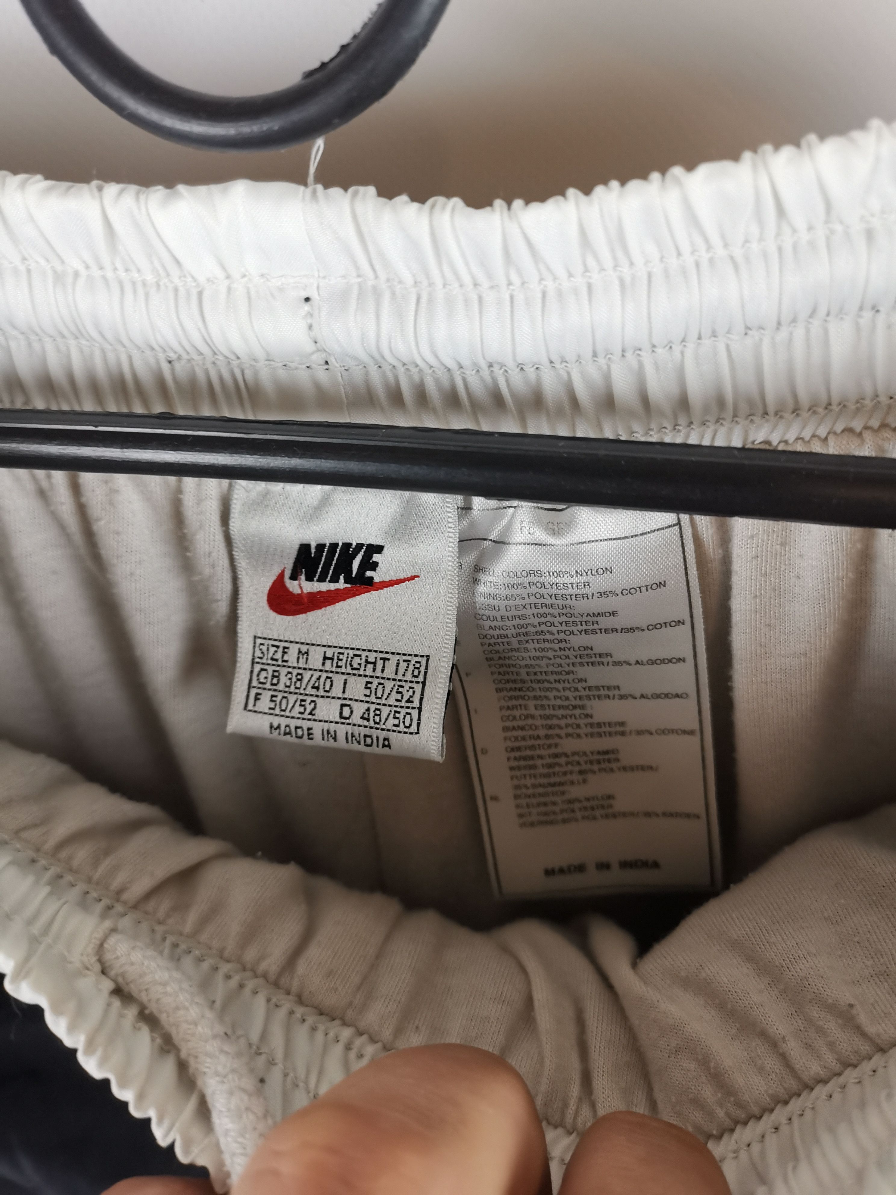 Nike Nike vintage 90s black white swoosh track pants Size US 32 / EU 48 - 6 Thumbnail