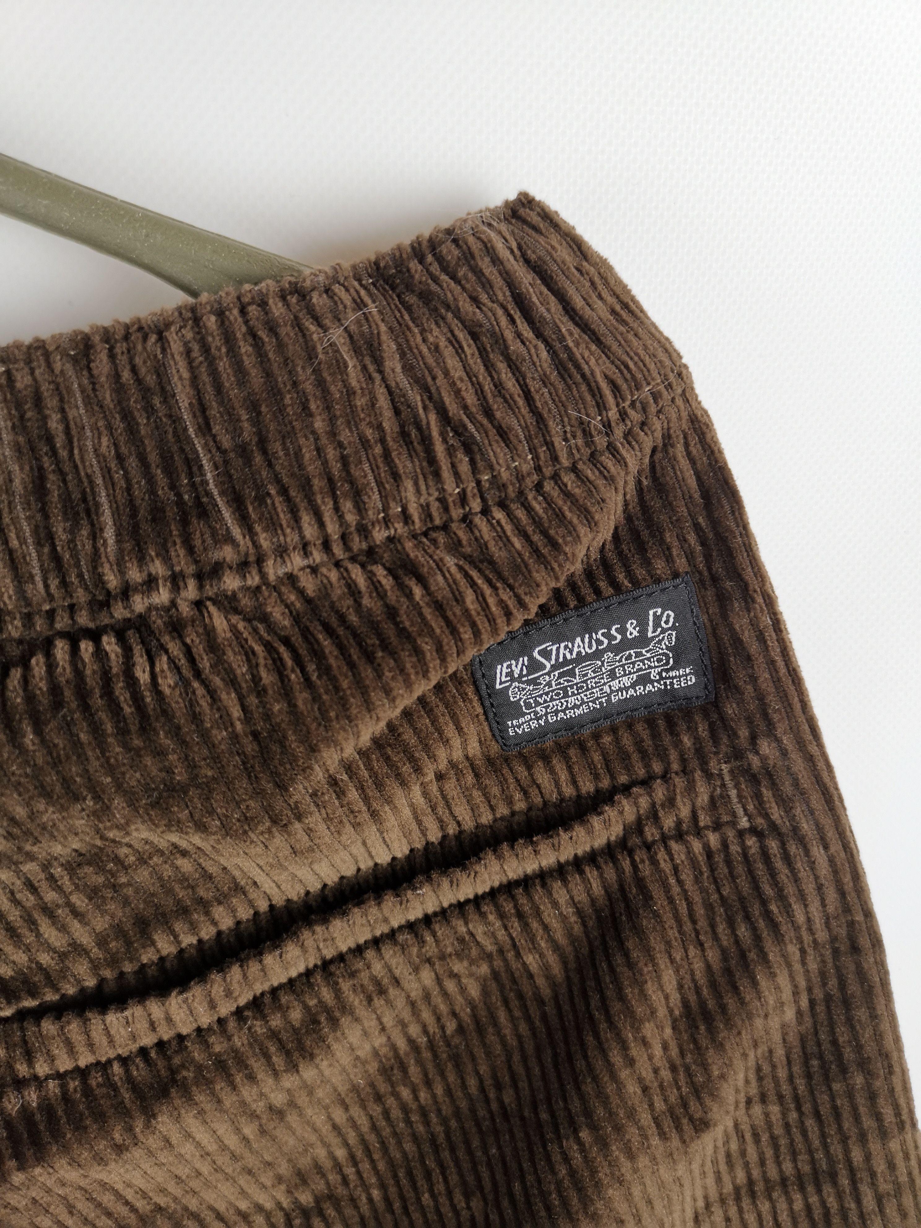 Levi's Levi's brown big corduroy strong hype casual pants Size US 34 / EU 50 - 10 Thumbnail