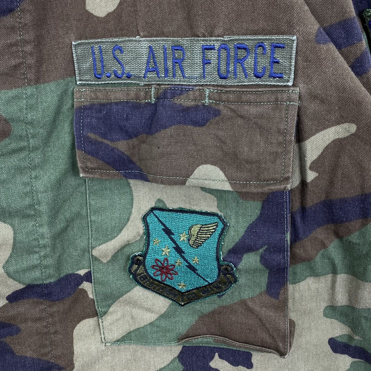 Vintage Vintage US AIR FORCE Military Camouflage Multi Pocket Jacket Size US L / EU 52-54 / 3 - 4 Thumbnail