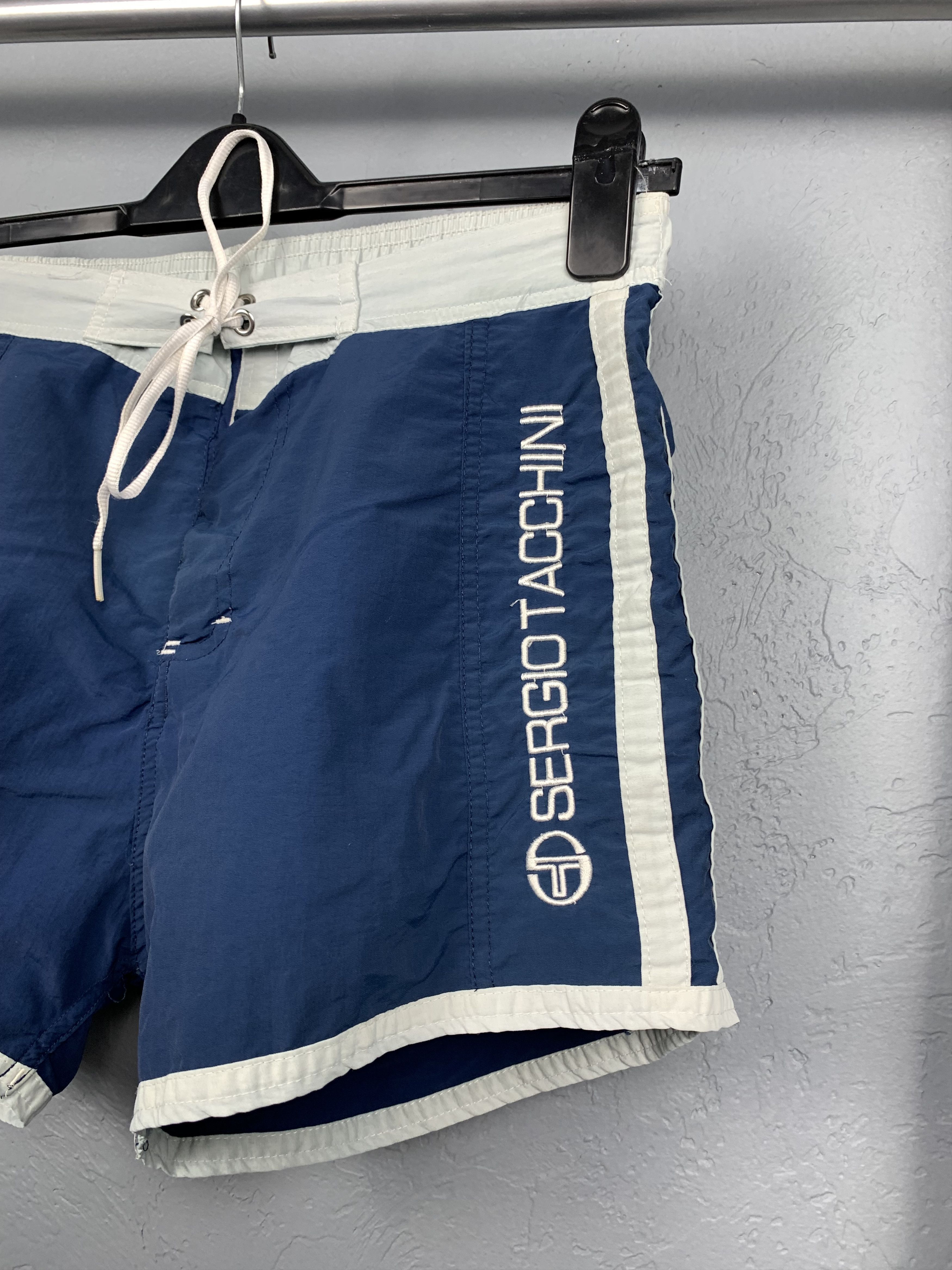 Sergio Tacchini × Vintage Vintage Sergio Tacchini Mens Shorts Size US 32 / EU 48 - 2 Thumbnail