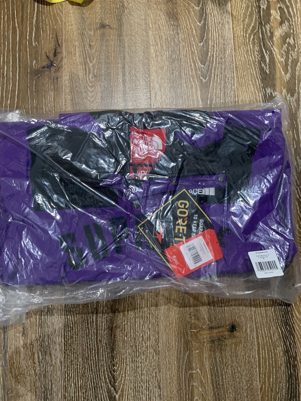Supreme × The North Face Supreme The North Face Arc Logo Mountain Parka Jacket Size US M / EU 48-50 / 2 - 2 Thumbnail