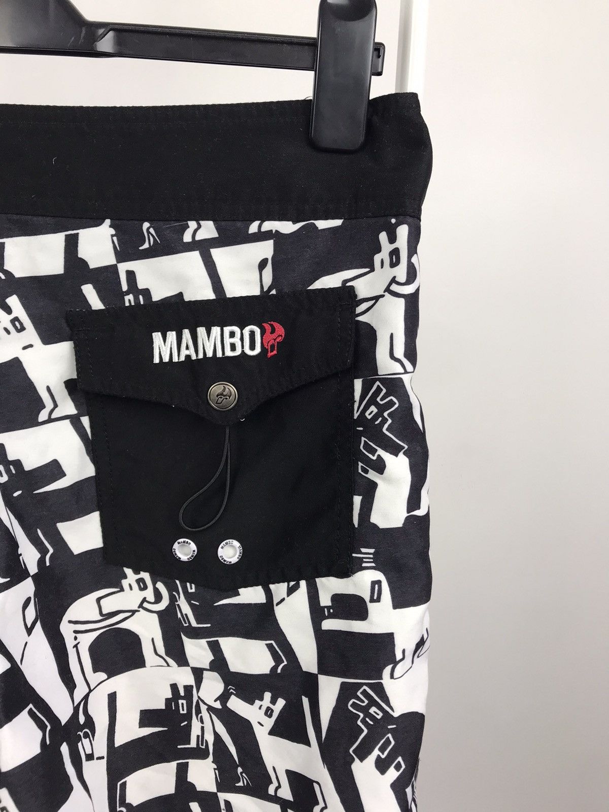 Mambo × Vintage Vintage Mambo Monogram Dog Print Surf Shorts Size US 32 / EU 48 - 5 Thumbnail