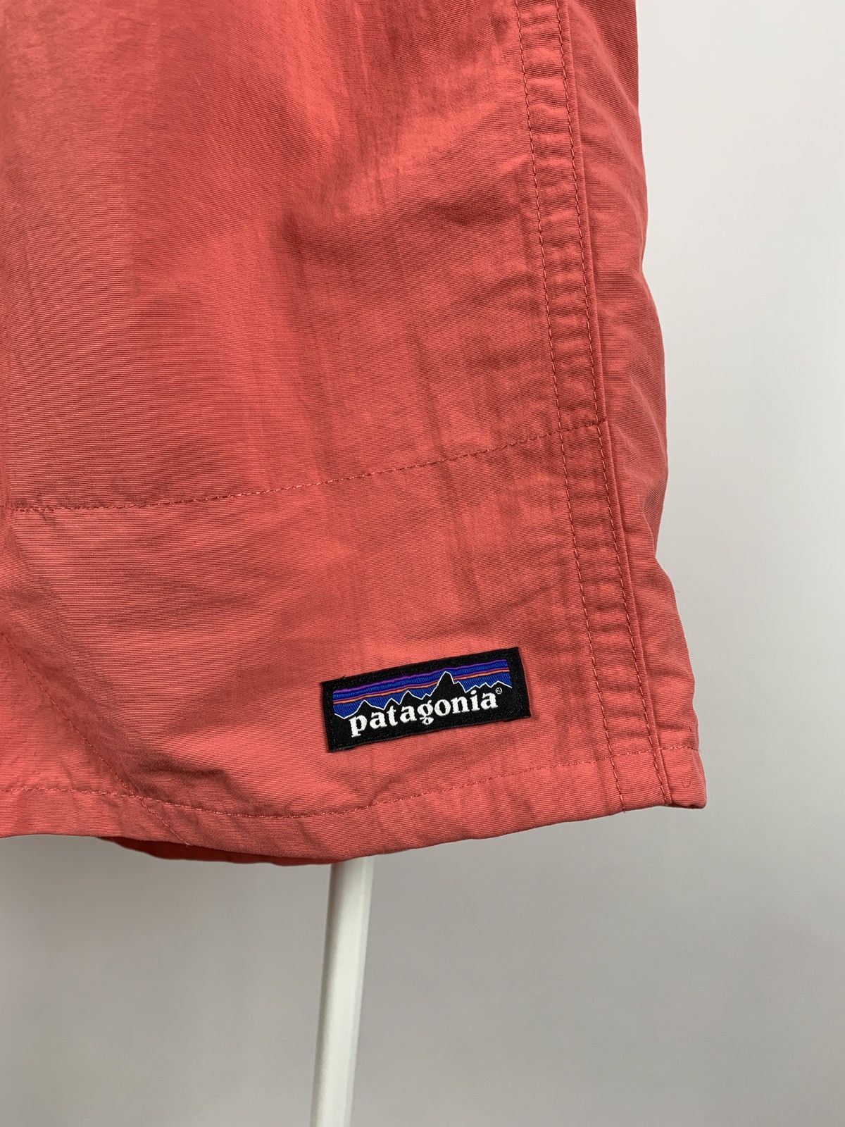 Patagonia Vintage Patagonia Pink Baggies Shorts Size US 36 / EU 52 - 4 Thumbnail