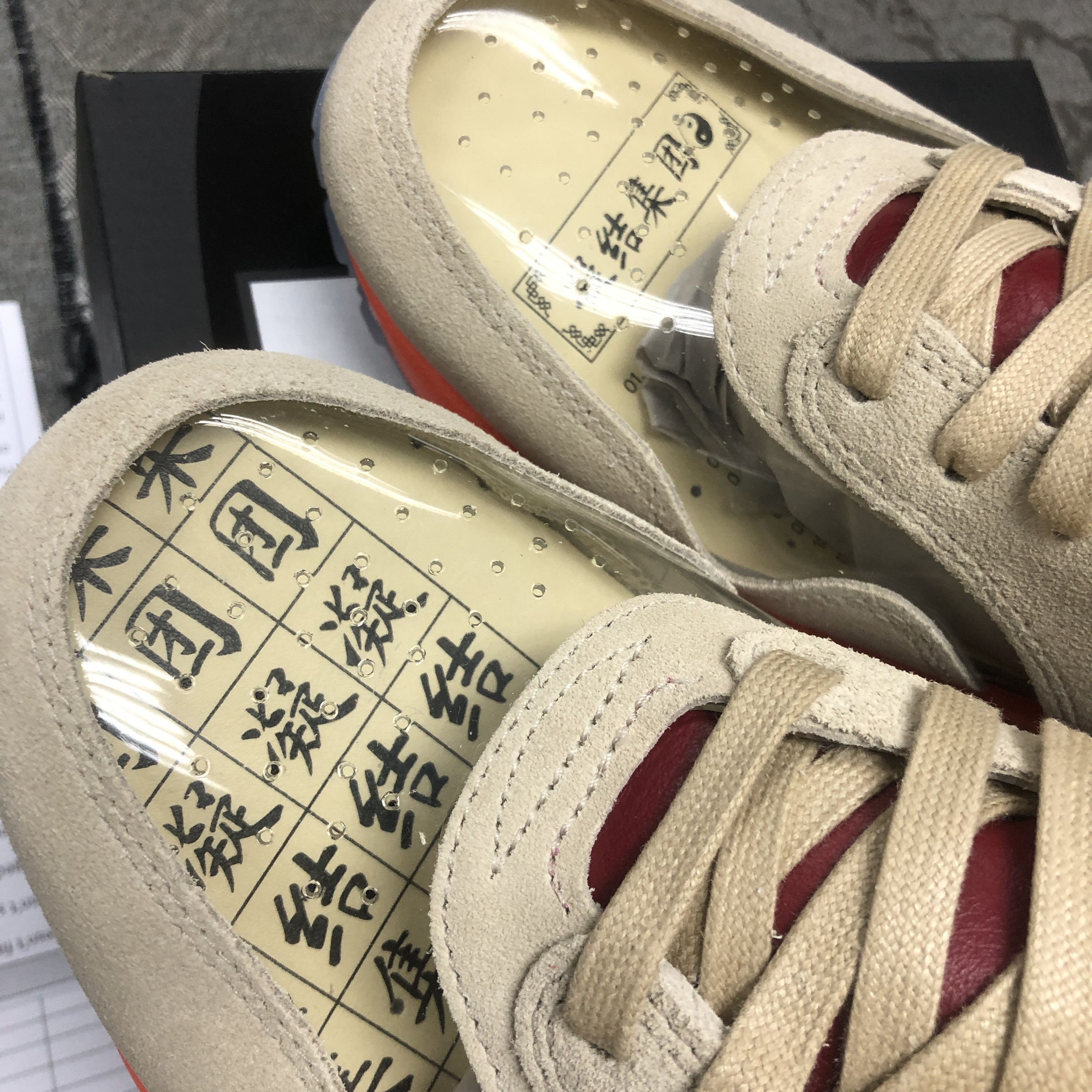 CLOT × Nike NIKE x CLOT AIR MAX 1 “KISS OF DEATH” 2021 vers. Size US 9 / EU 42 - 5 Thumbnail