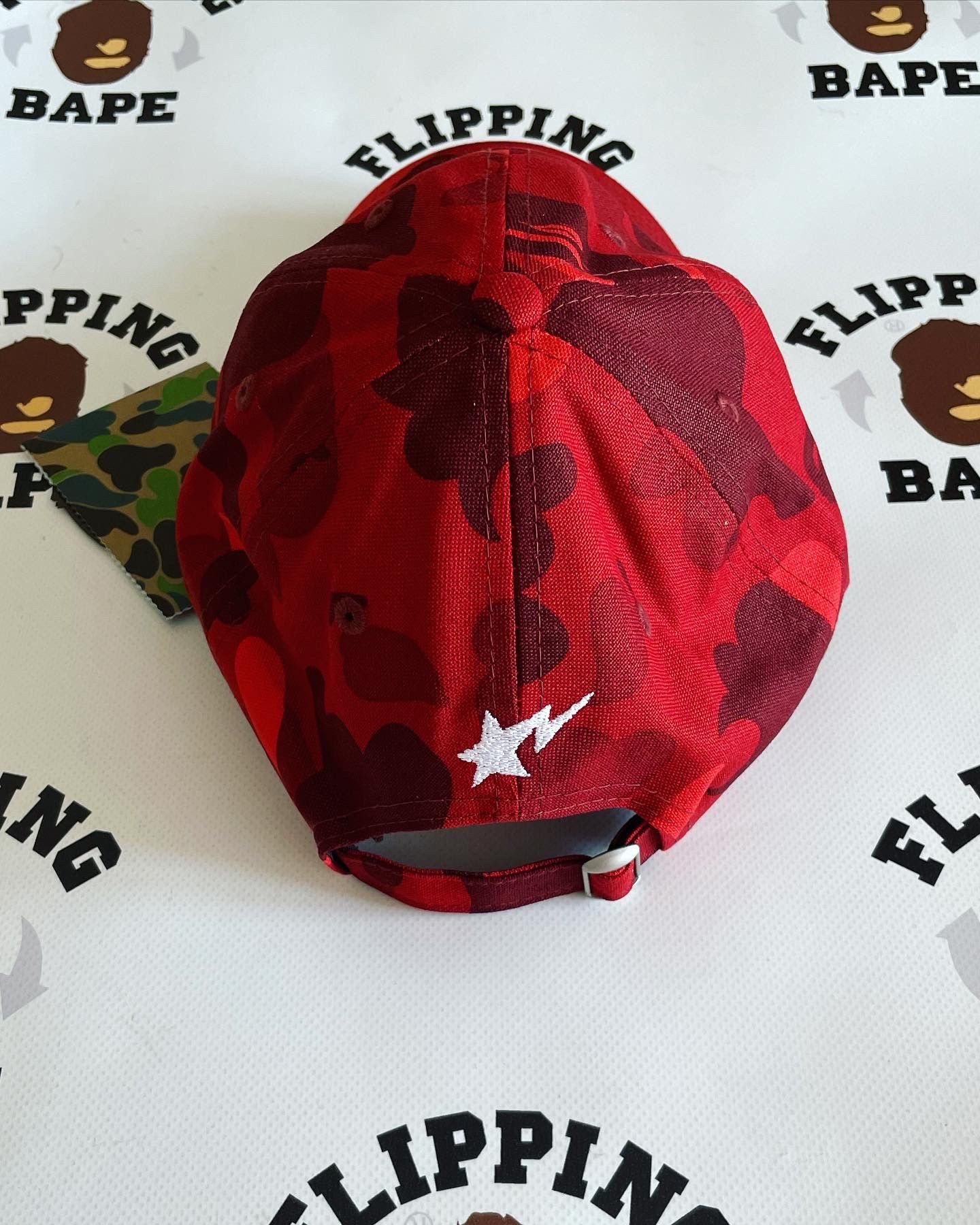 Bape BAPE NEW ERA COLOR CAMO APE HEAD 9TWENTY CAP RED Size ONE SIZE - 9 Thumbnail