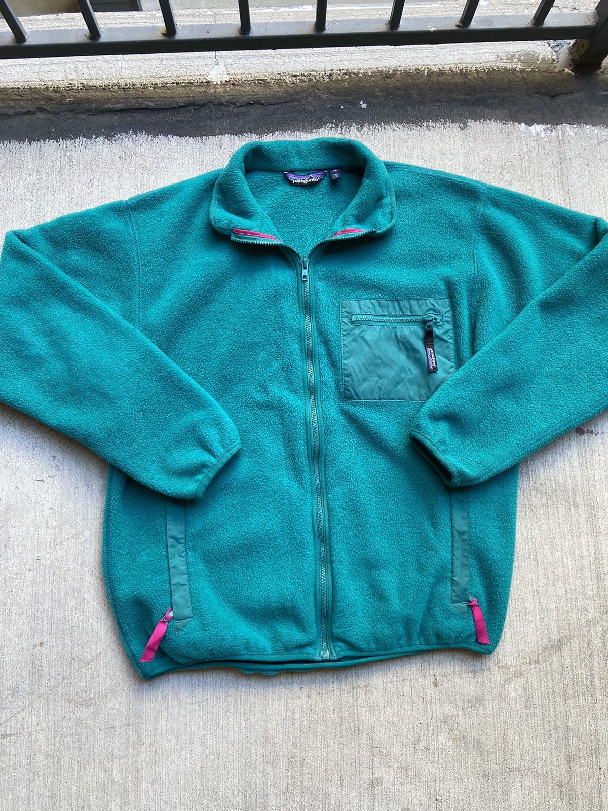 image of Vintage Patagonia Green Blue Fleece Jacket Made In Usa, Men's (Size Medium)