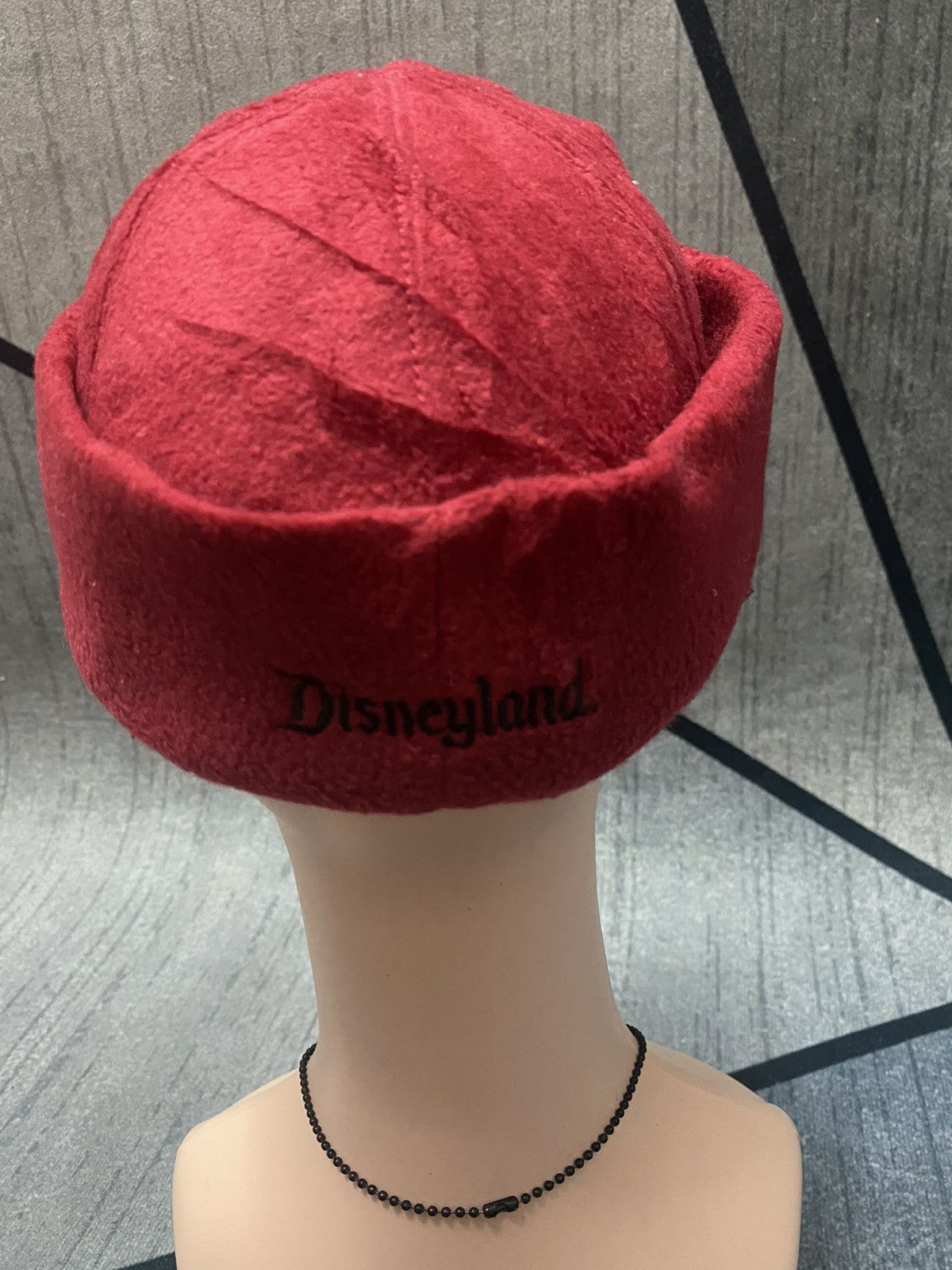 Disney × Japanese Brand Mickey Mouse Disneyland Embroidered Beanie Short Hat Size ONE SIZE - 3 Thumbnail