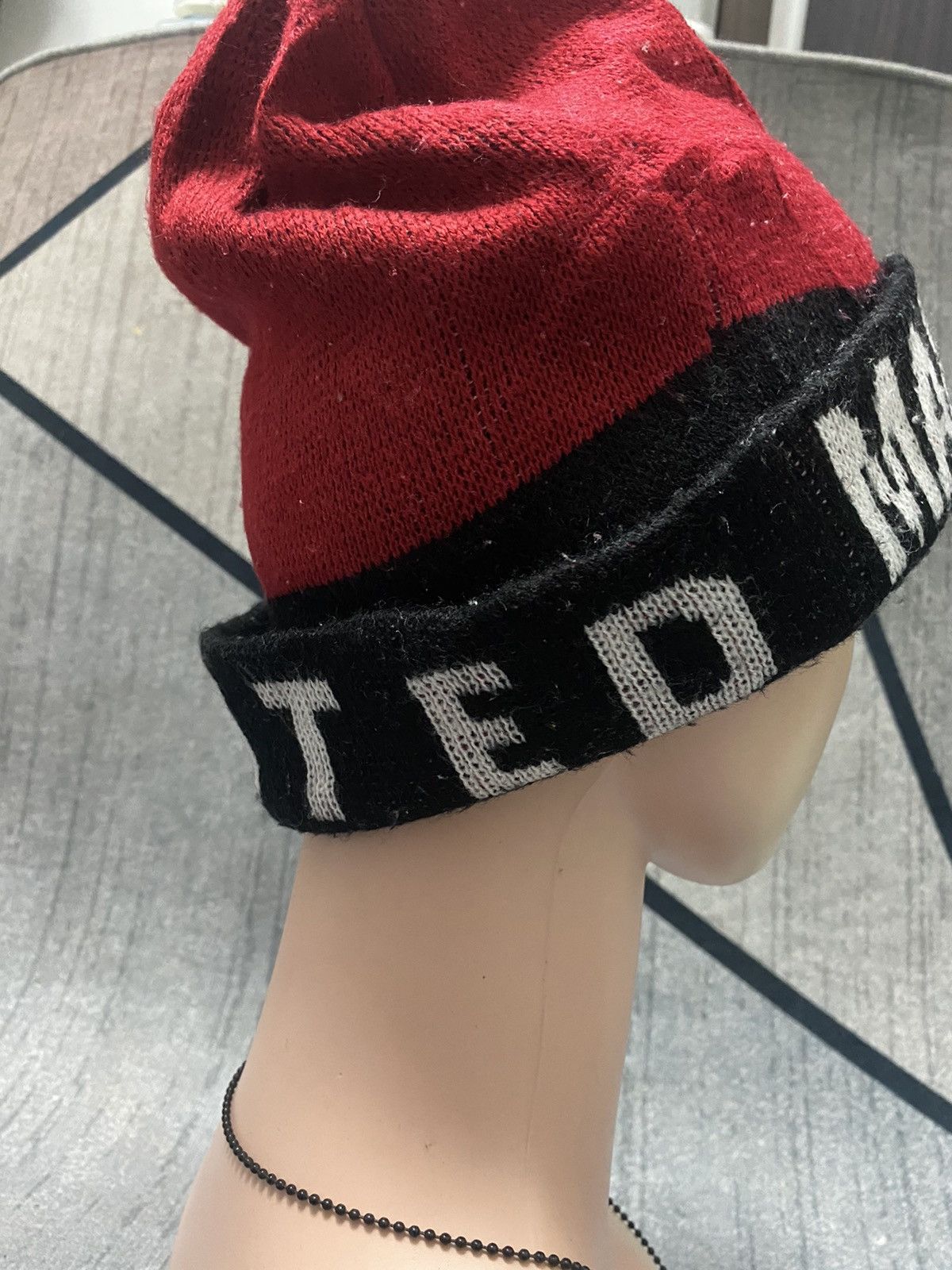 Winners Circle Manchester United Embroidered Logo Beanie Hat Size ONE SIZE - 6 Thumbnail