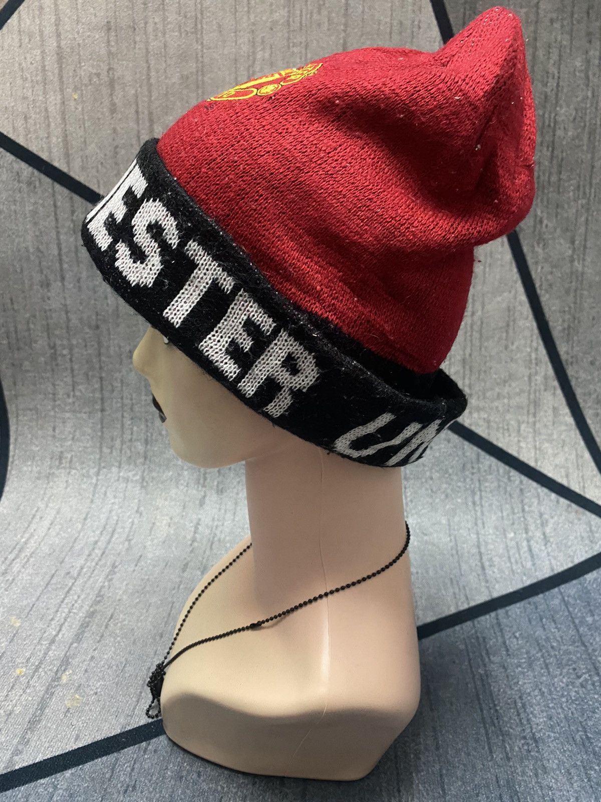 Winners Circle Manchester United Embroidered Logo Beanie Hat Size ONE SIZE - 4 Thumbnail