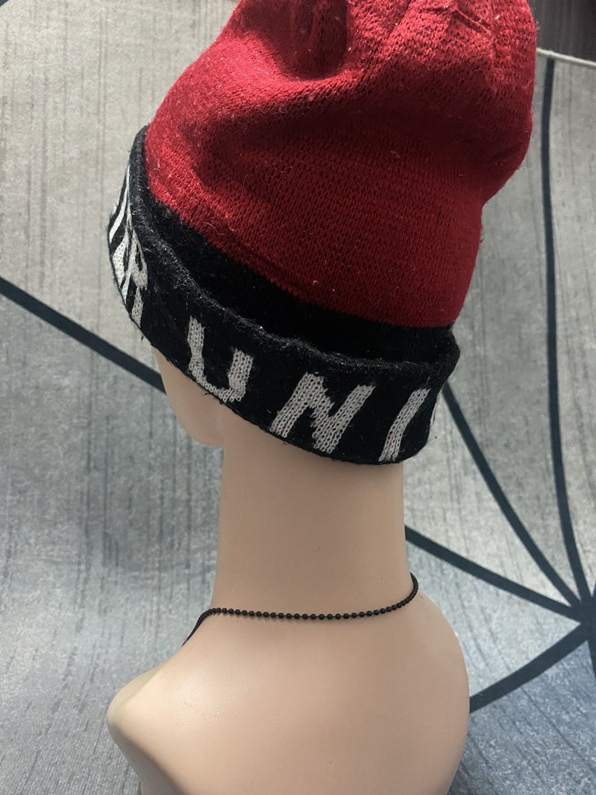 Winners Circle Manchester United Embroidered Logo Beanie Hat Size ONE SIZE - 5 Thumbnail