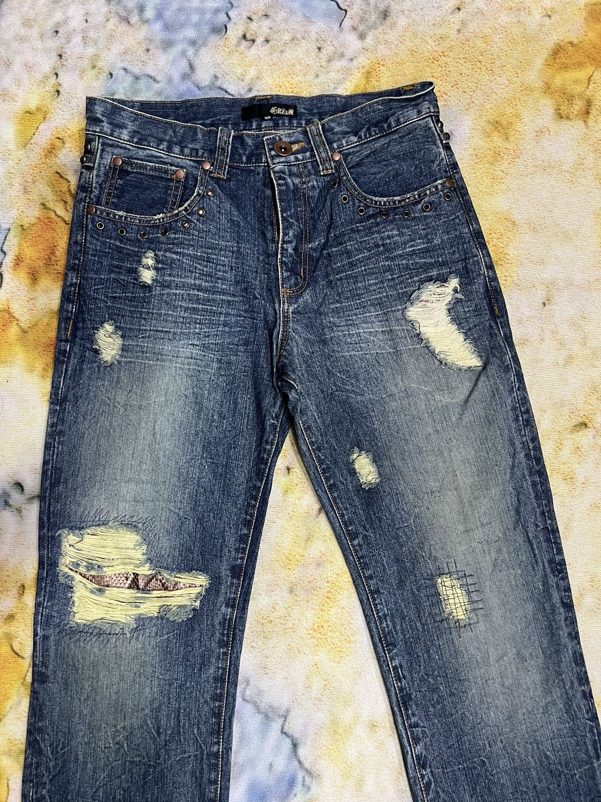 Japanese Brand × Vintage Vintage Rare Design Distress Denim Jeans Size US 30 / EU 46 - 1 Thumbnail