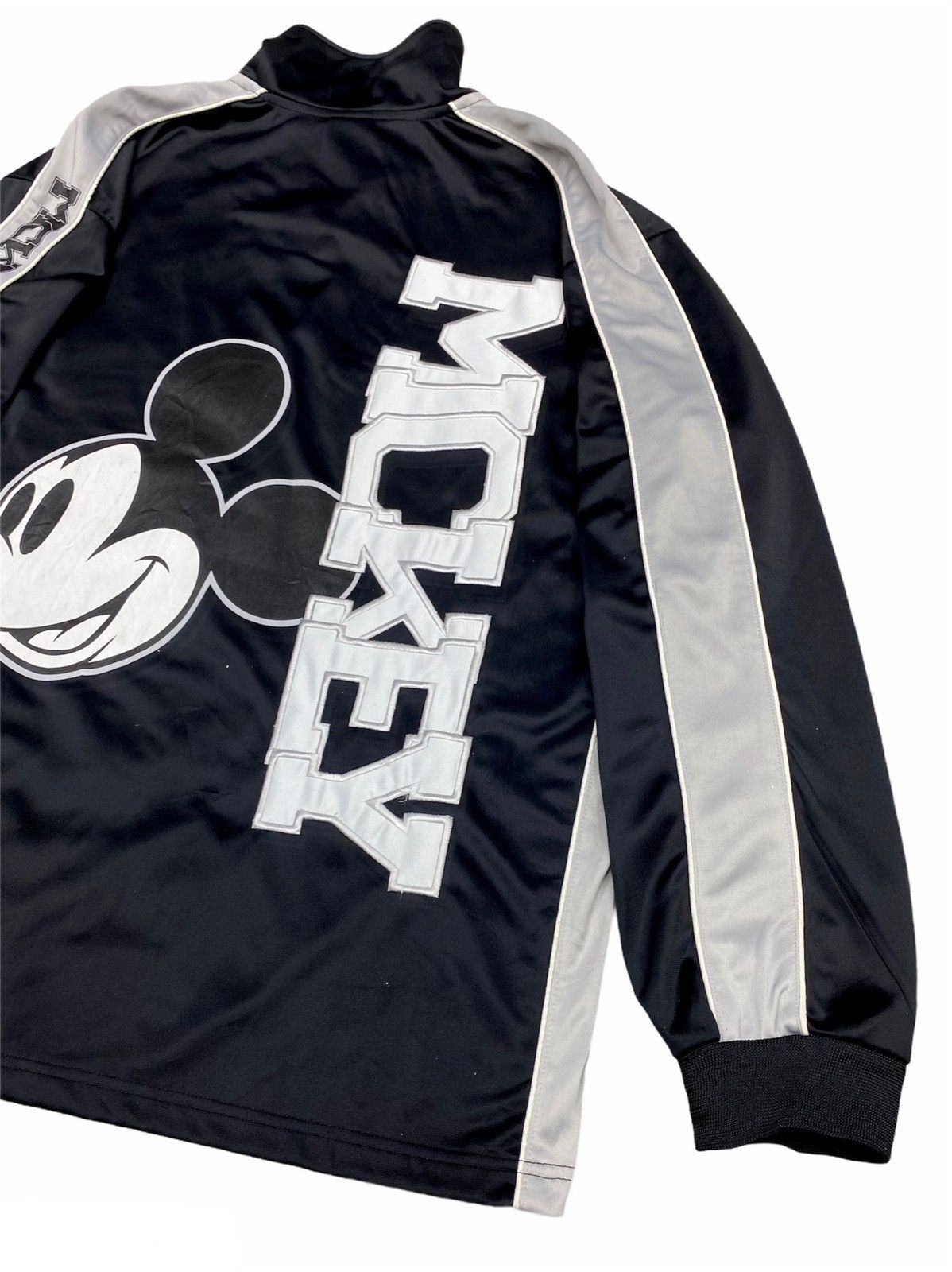 Disney × Mickey Mouse VTG 90s disney mickey mouse embroidered spell out big logo Size US M / EU 48-50 / 2 - 12 Thumbnail