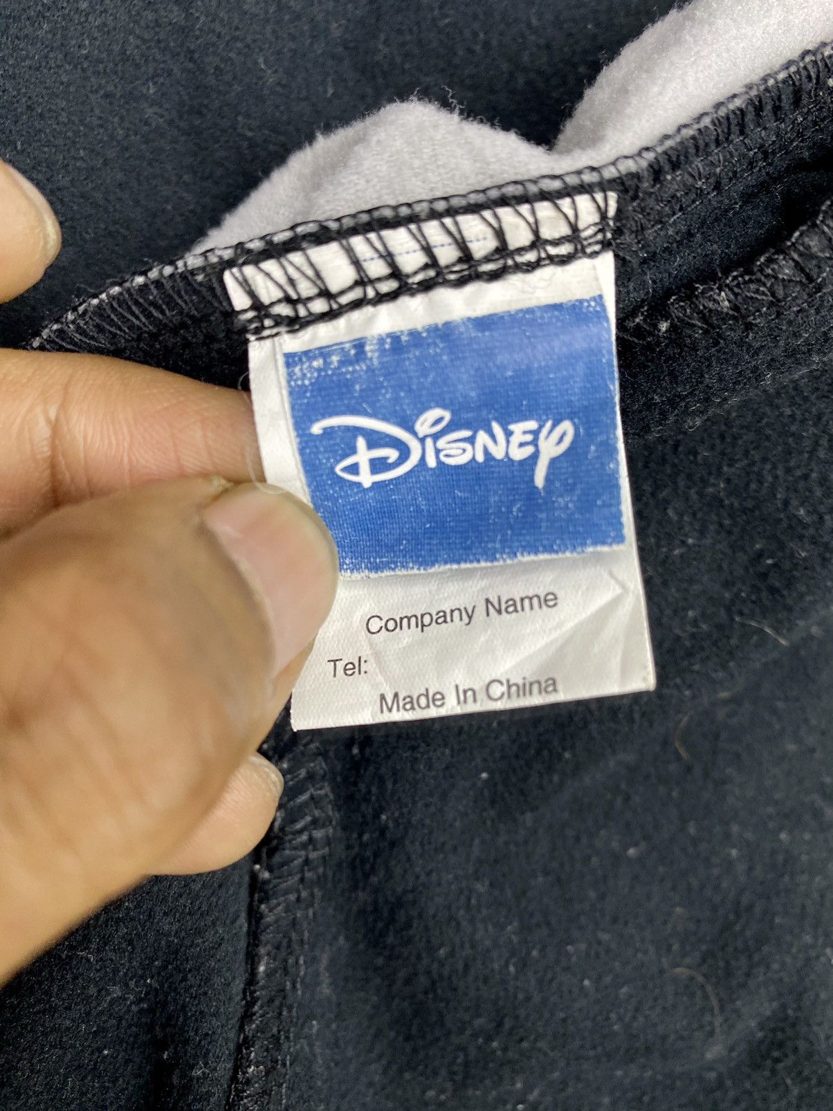 Disney × Mickey Mouse VTG 90s disney mickey mouse embroidered spell out big logo Size US M / EU 48-50 / 2 - 20 Thumbnail