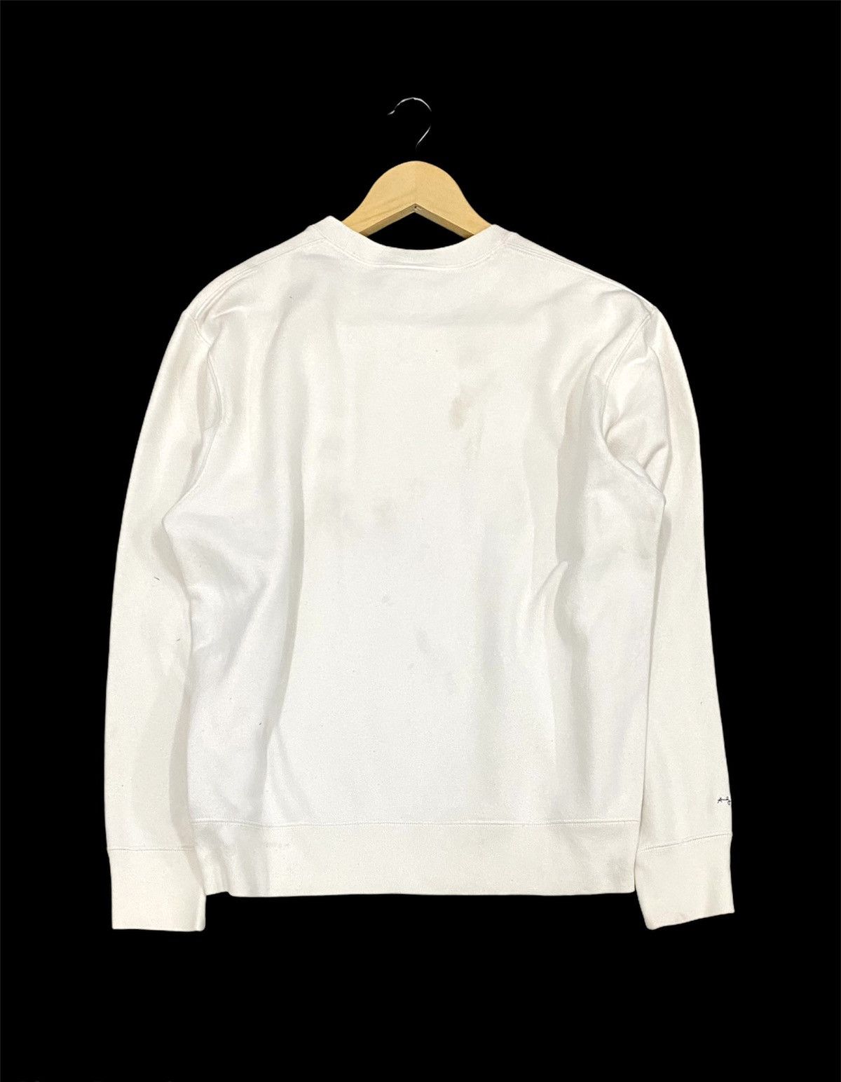 Disney × Mickey Mouse SWEATSHIRT UNIQLO X MICKEY MOUSE with CREAM COLOURS Size US M / EU 48-50 / 2 - 2 Thumbnail
