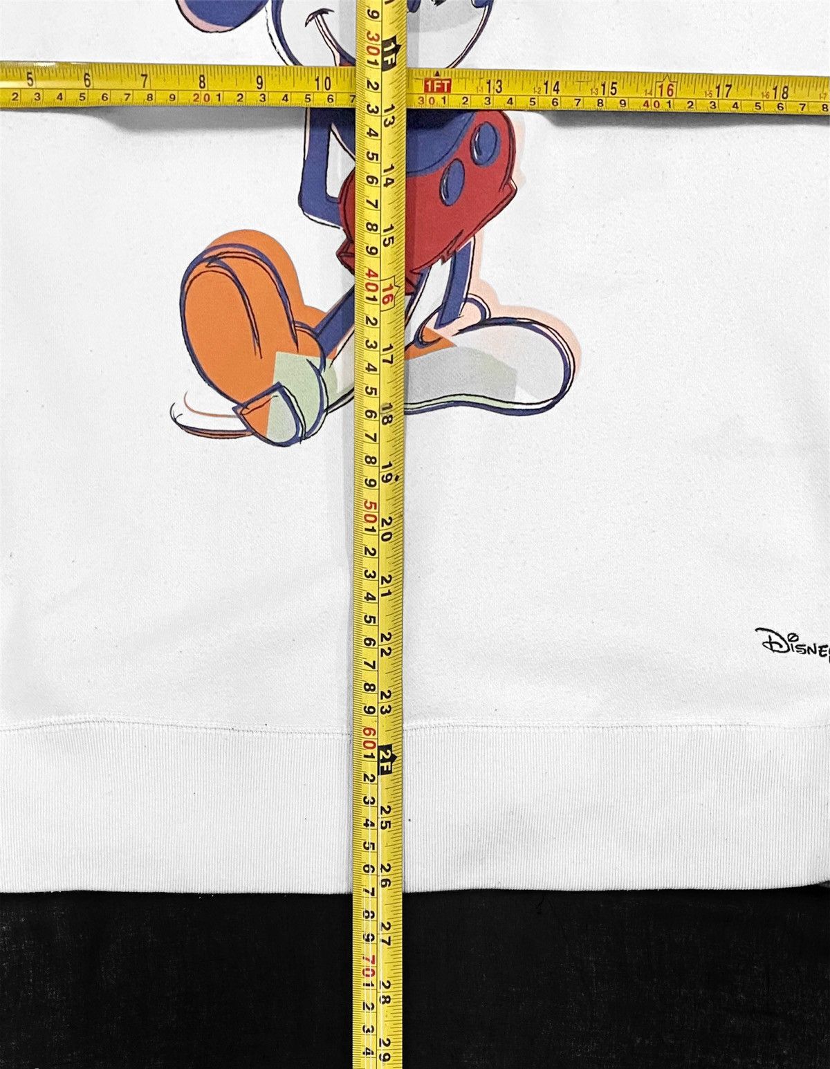 Disney × Mickey Mouse SWEATSHIRT UNIQLO X MICKEY MOUSE with CREAM COLOURS Size US M / EU 48-50 / 2 - 14 Thumbnail