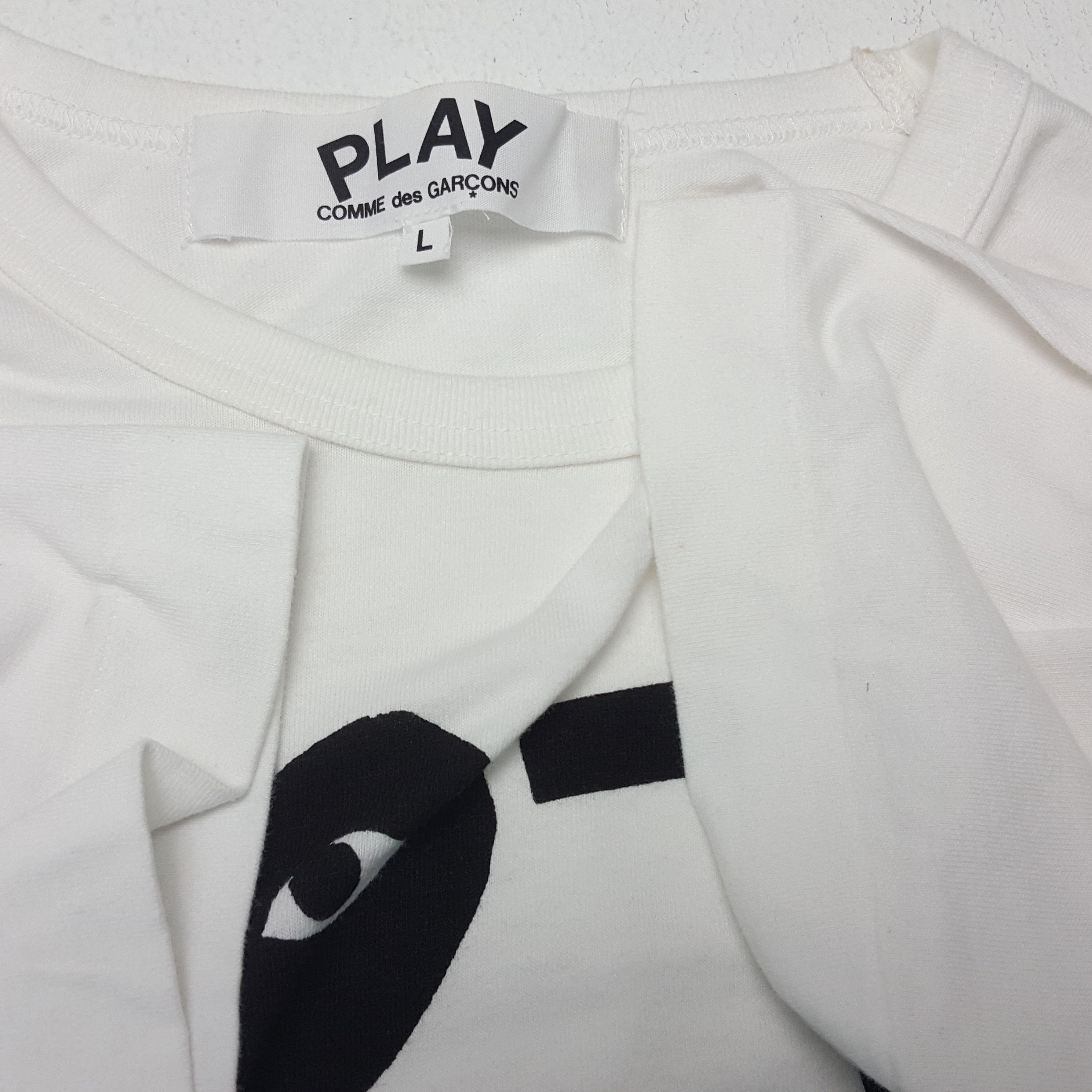 Comme des Garcons × Comme des Garcons PLAY × Vintage Vintage COMME des CARCONS PLAY Japanese Brand T-Shirt Japan Size US M / EU 48-50 / 2 - 5 Thumbnail