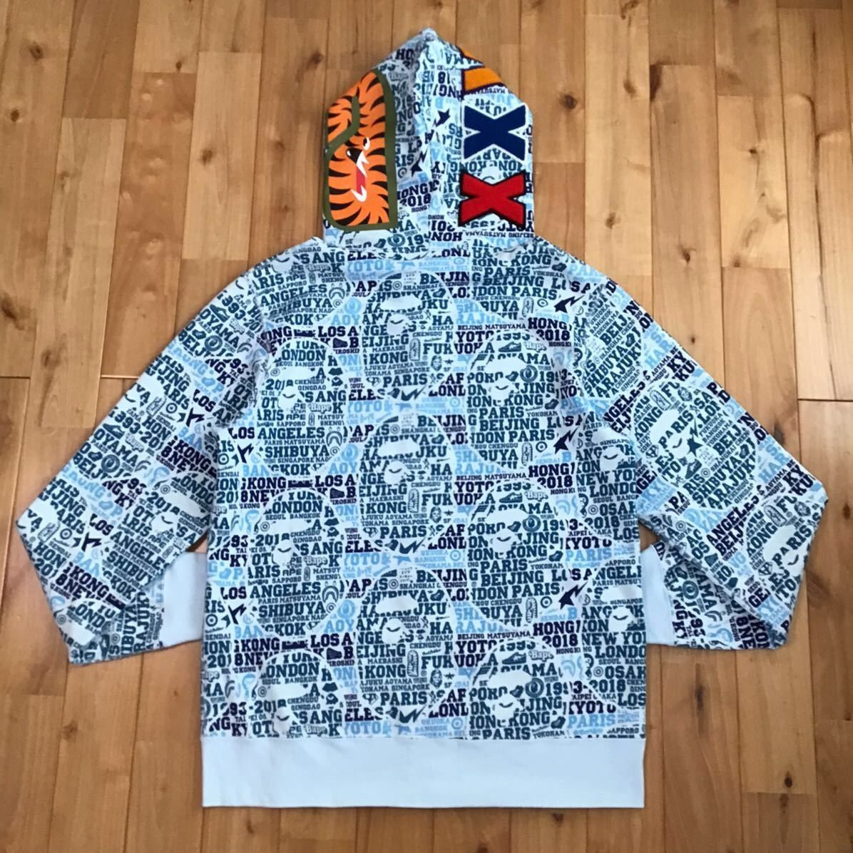 Bape BAPE XXV CITIES CAMO Shark full zip hoodie a bathing ape Size US XL / EU 56 / 4 - 2 Thumbnail