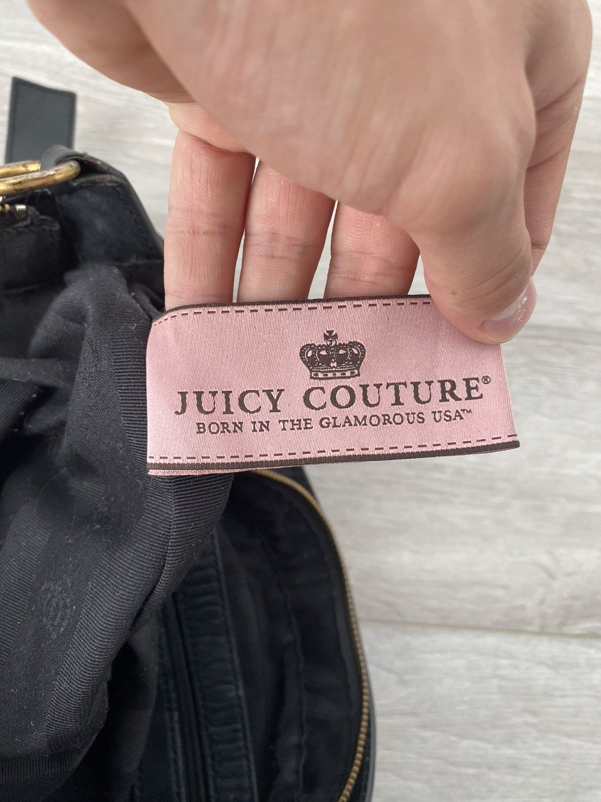 Juicy Couture × Vintage Vintage Juicy Couture Crossbody Bag Leather Size ONE SIZE - 9 Thumbnail