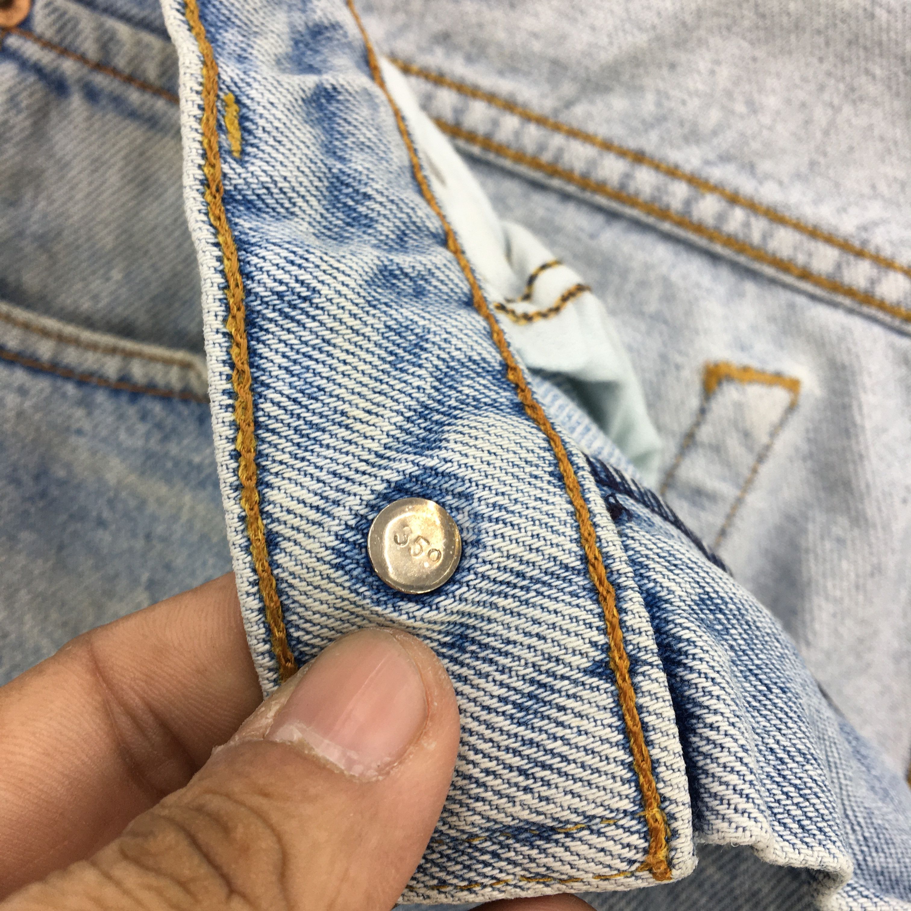 Levi's Vintage Levis Light Wash Jeans Levi's 616 Sun Faded Denim Size US 30 / EU 46 - 7 Thumbnail