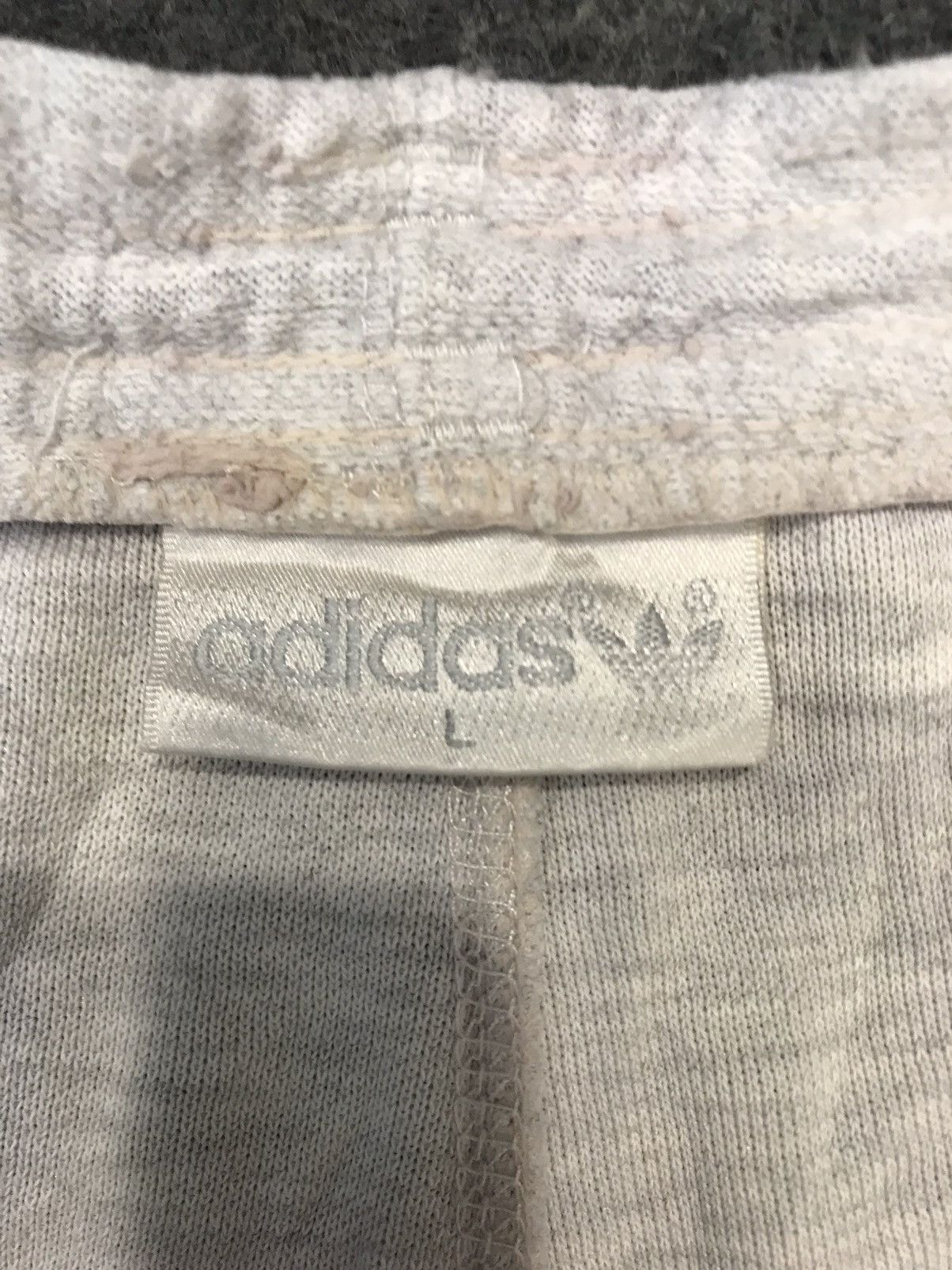 Adidas 90s Adidas Jogger Tracksuit Pants Fashion Embroidery Logo Size 36" / US 14 / IT 50 - 7 Thumbnail