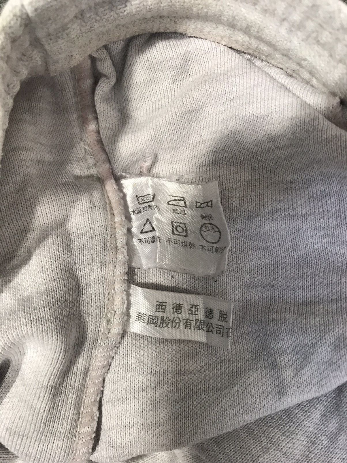 Adidas 90s Adidas Jogger Tracksuit Pants Fashion Embroidery Logo Size 36" / US 14 / IT 50 - 8 Thumbnail