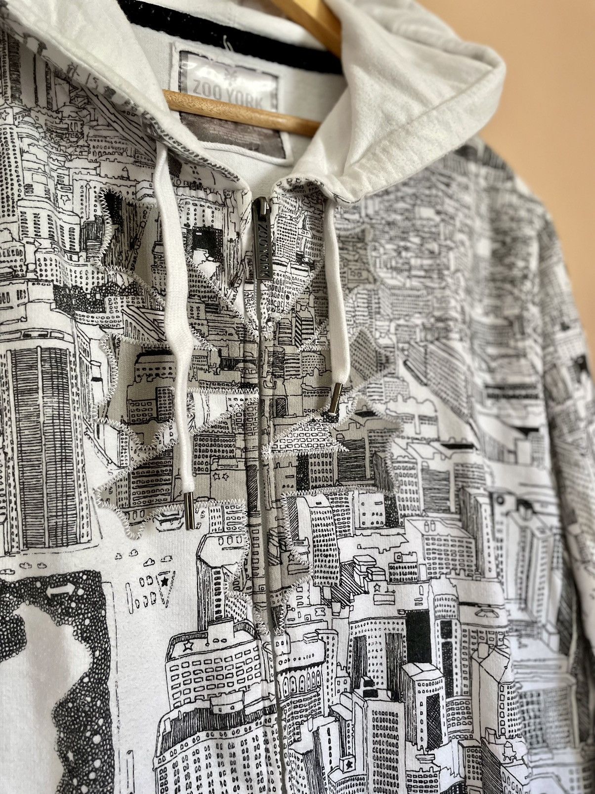 Zoo York Vintage Zoo York NY city view drawing zipped hoodie Size US XL / EU 56 / 4 - 2 Thumbnail