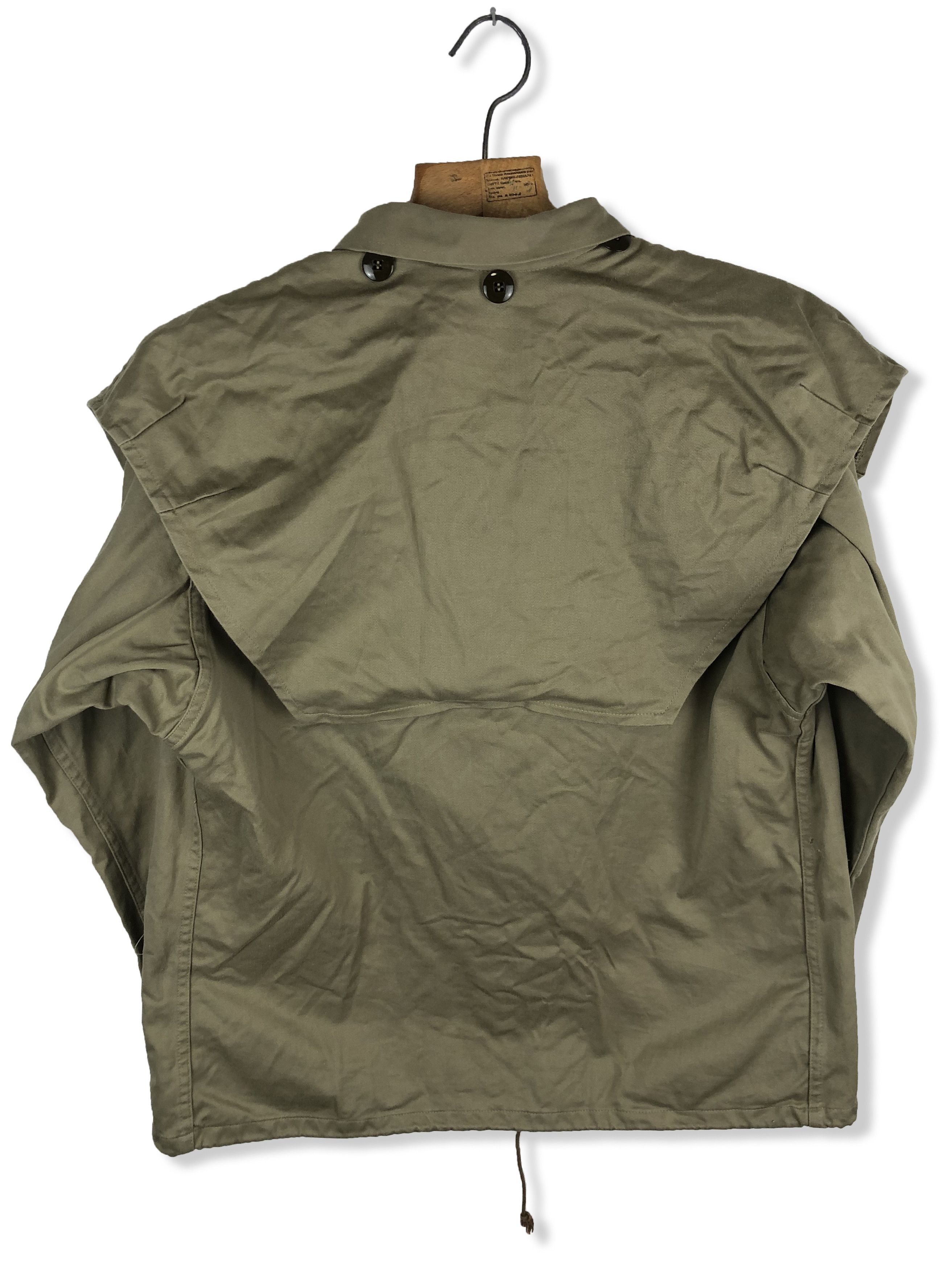 Mammut Vintage 90s MAMMUT Beige Jacket M261 Size US L / EU 52-54 / 3 - 12 Thumbnail