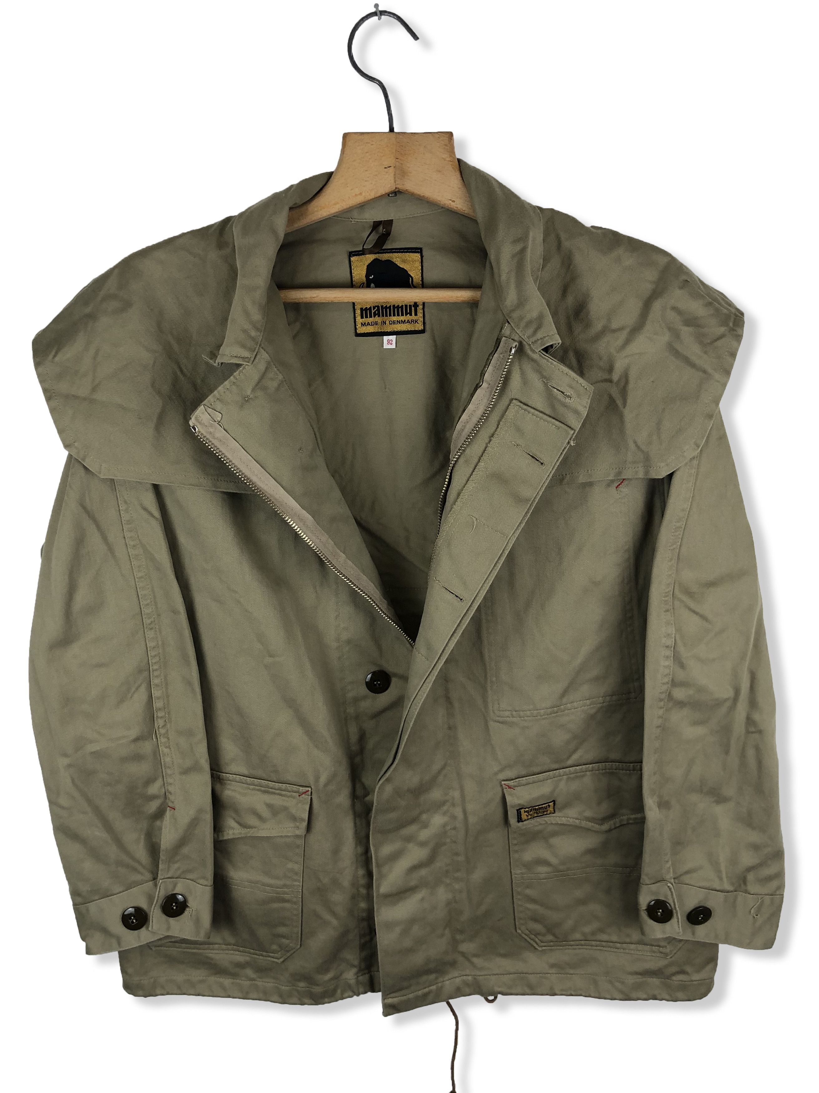 Mammut Vintage 90s MAMMUT Beige Jacket M261 Size US L / EU 52-54 / 3 - 8 Thumbnail